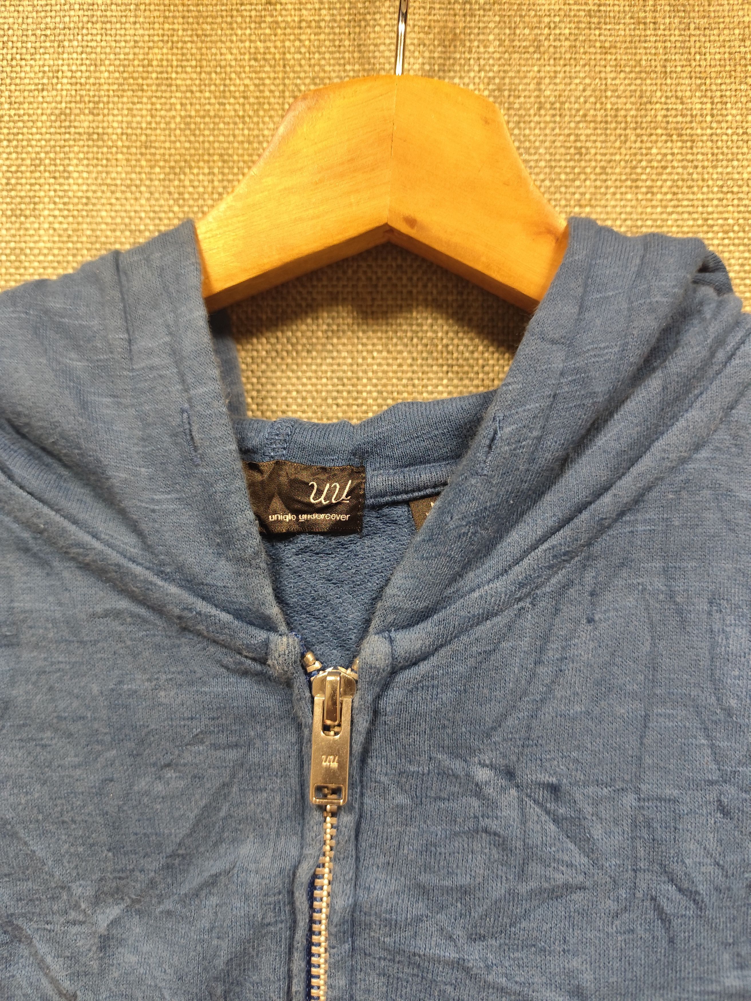 Undercover × Uniqlo Sweatshirt hoodie uniqlo undercover Size XS / US 0-2 / IT 36-38 - 3 Thumbnail