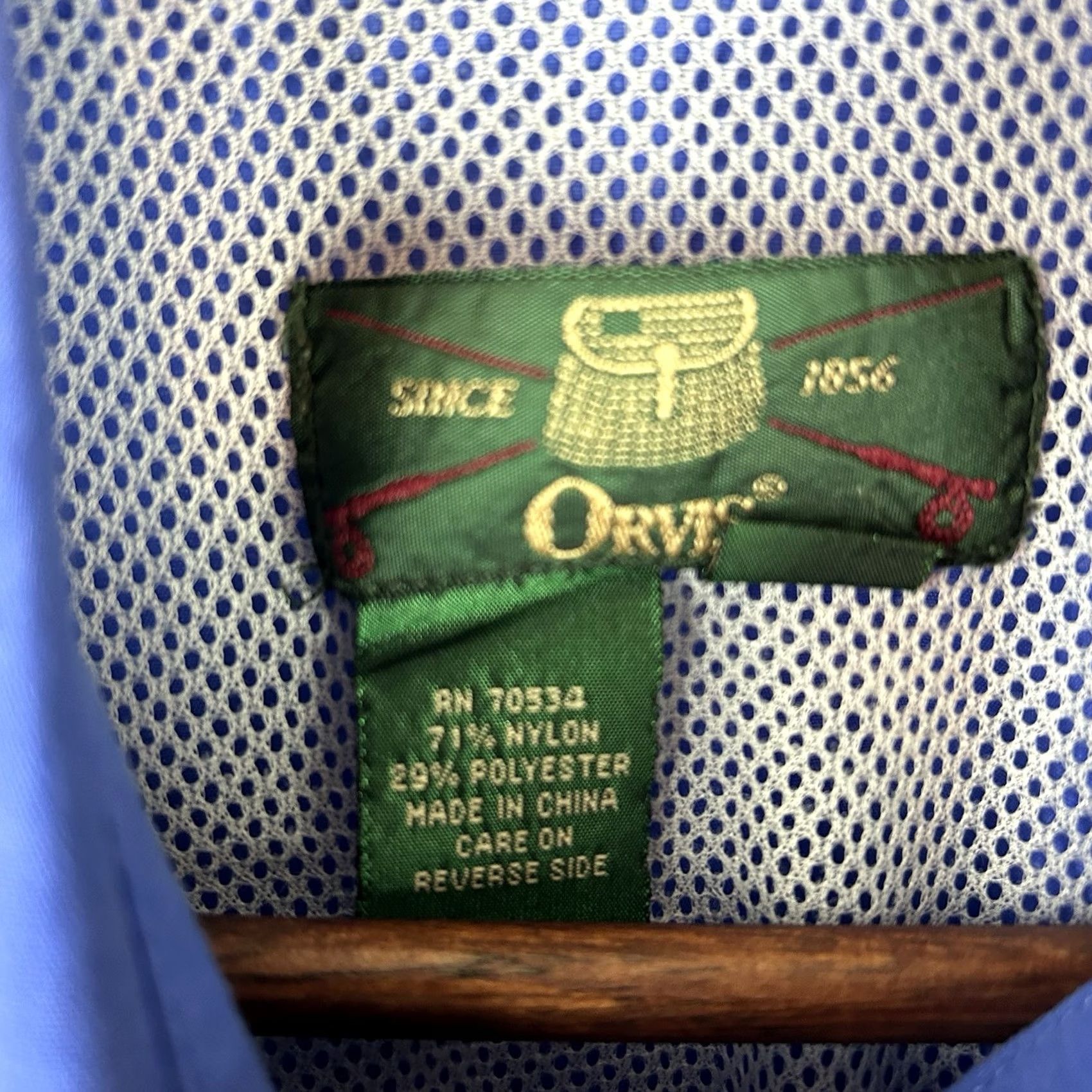 Orvis VINTAGE Orvis Fishing Shirt Men’s XL Blue Vented Front Pockets Roll Tab Sleeves Size US XL / EU 56 / 4 - 5 Thumbnail