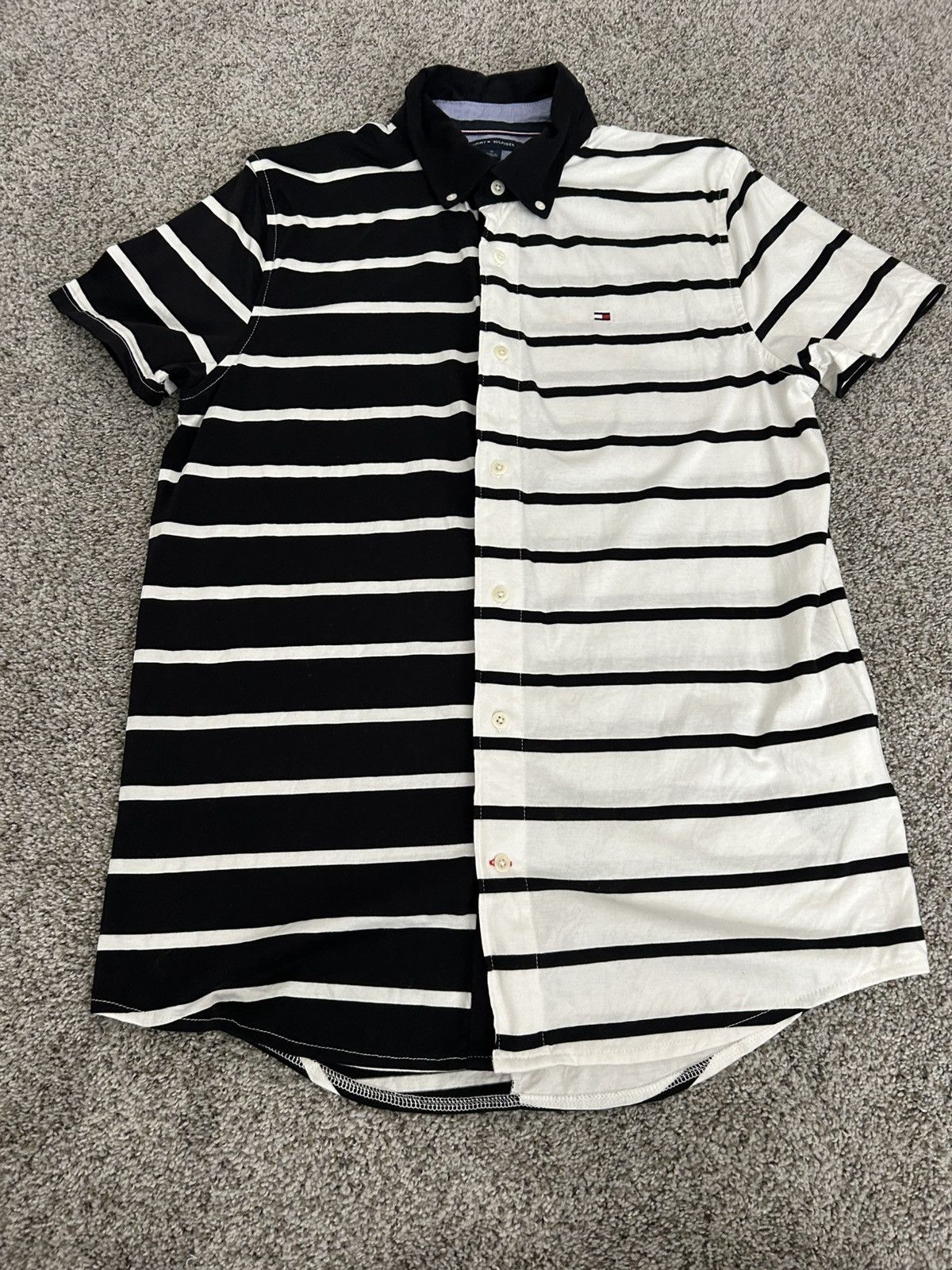 Tommy Hilfiger Vintage Tommy Hilfiger Button Up (Never Worn) Size US M / EU 48-50 / 2 - 1 Thumbnail