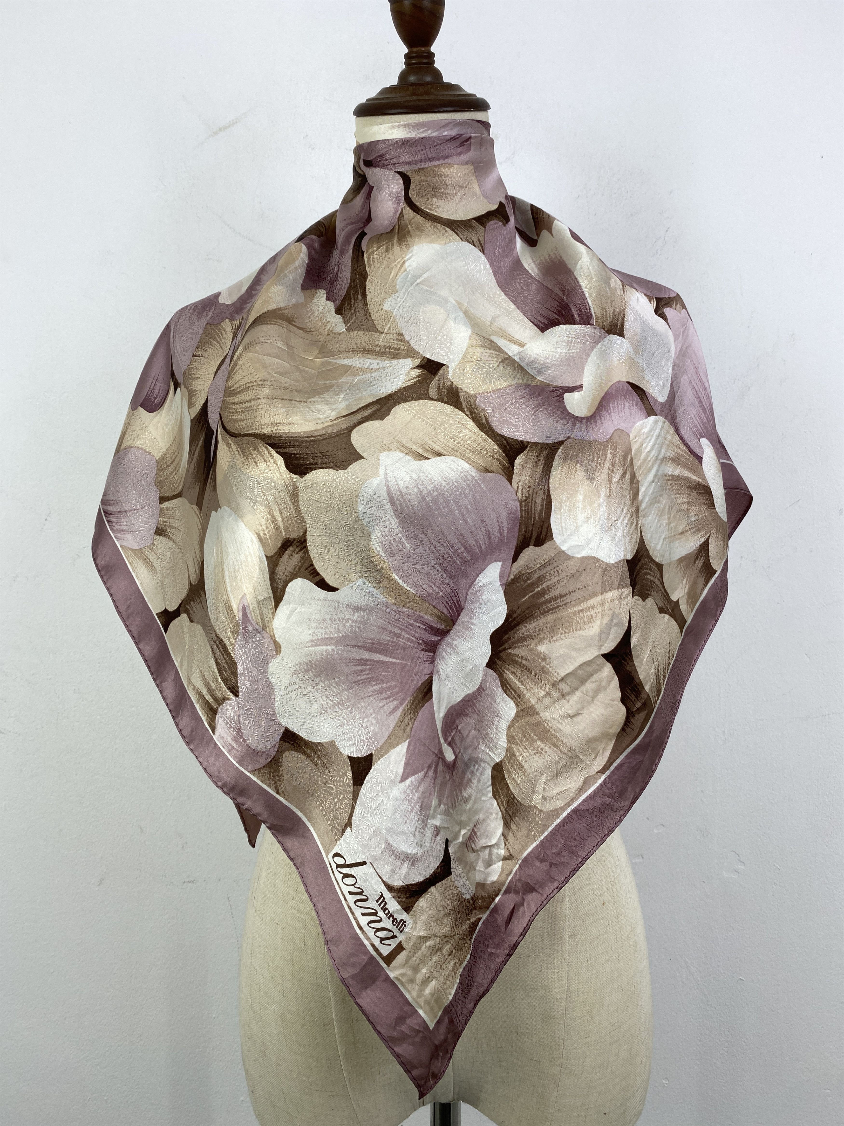 Vintage Marelli Donna Floral Silk Scarf / Silk Shawl SN0248 Size ONE SIZE - 1 Thumbnail