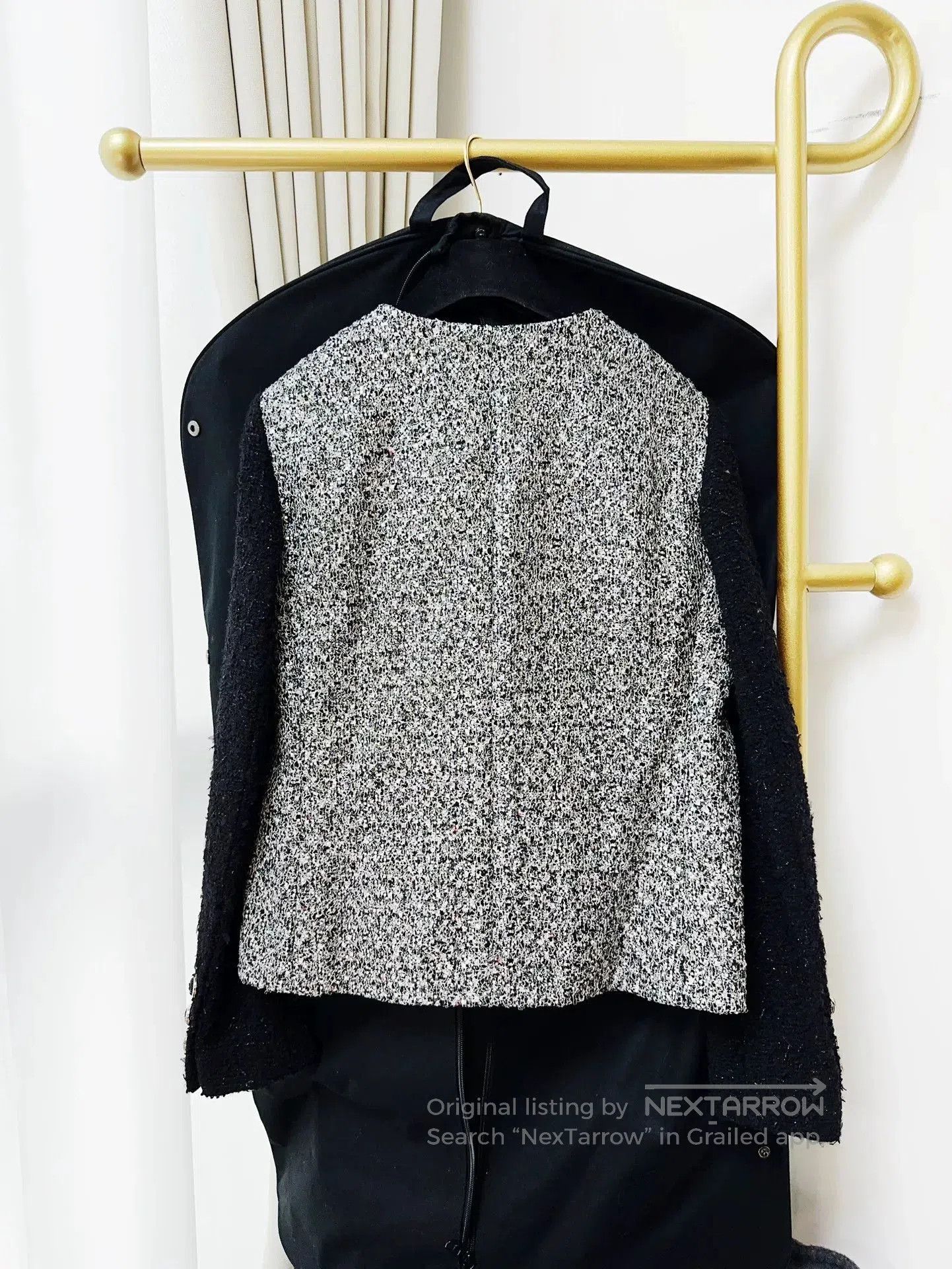 Chanel Chanel Silver Sequin Embroidered Black Coat. Size US M / EU 48-50 / 2 - 3 Thumbnail
