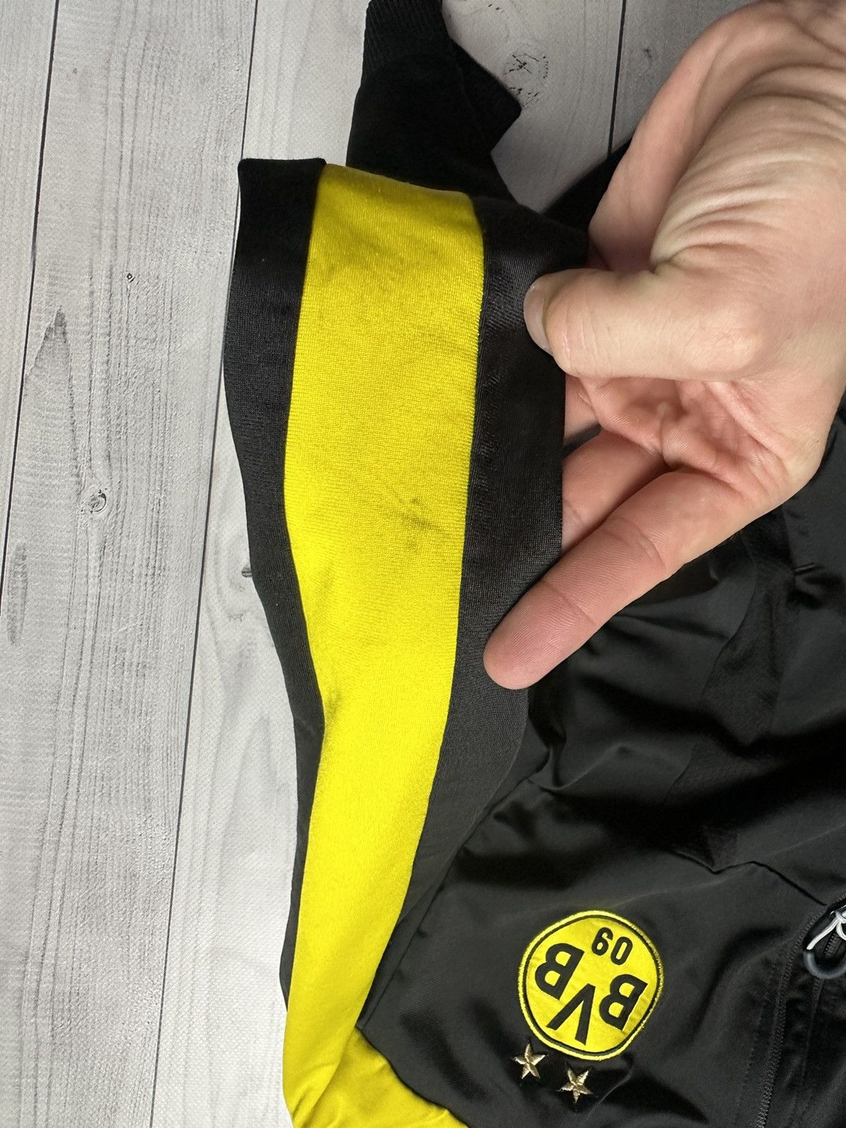 Puma × Vintage Vintage puma soccer jacket Borussia Dortmund size S Size US S / EU 44-46 / 1 - 7 Thumbnail