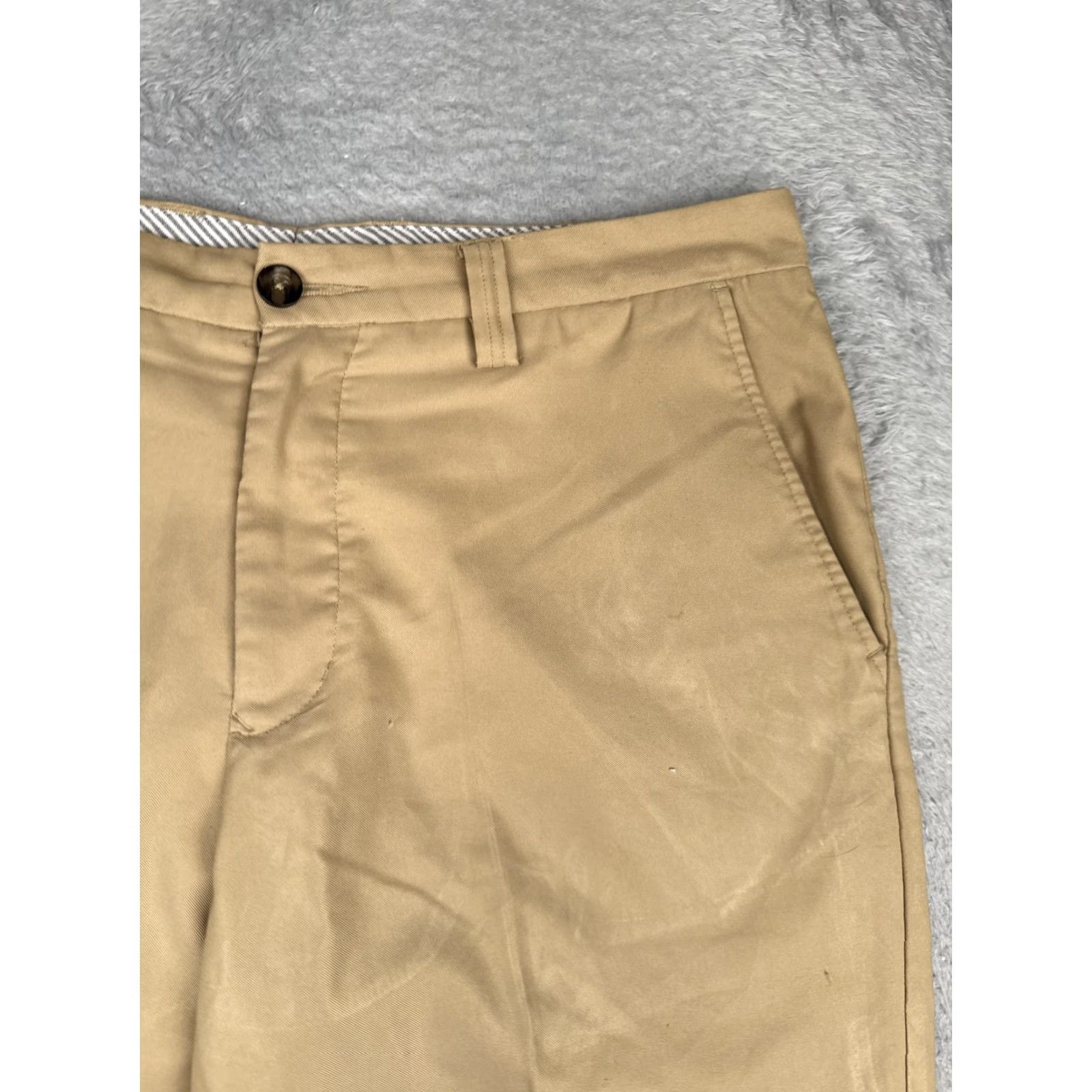 Tommy Hilfiger Tommy Hilfiger Shorts Mens 36 Chino Flat Front Stretch Casual Beige Size US 36 / EU 52 - 5 Thumbnail