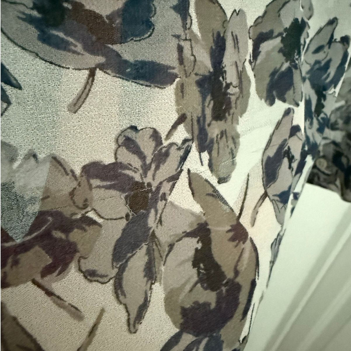 Calvin Klein Calvin Klein Floral Button-Down Tie Front Blouse Size S Size S / US 4 / IT 40 - 9 Thumbnail