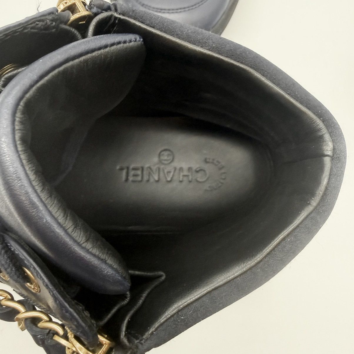 Chanel Chanel High-Top Sneakers in Navy Lamdskin Size US 11 / EU 44 - 8 Thumbnail