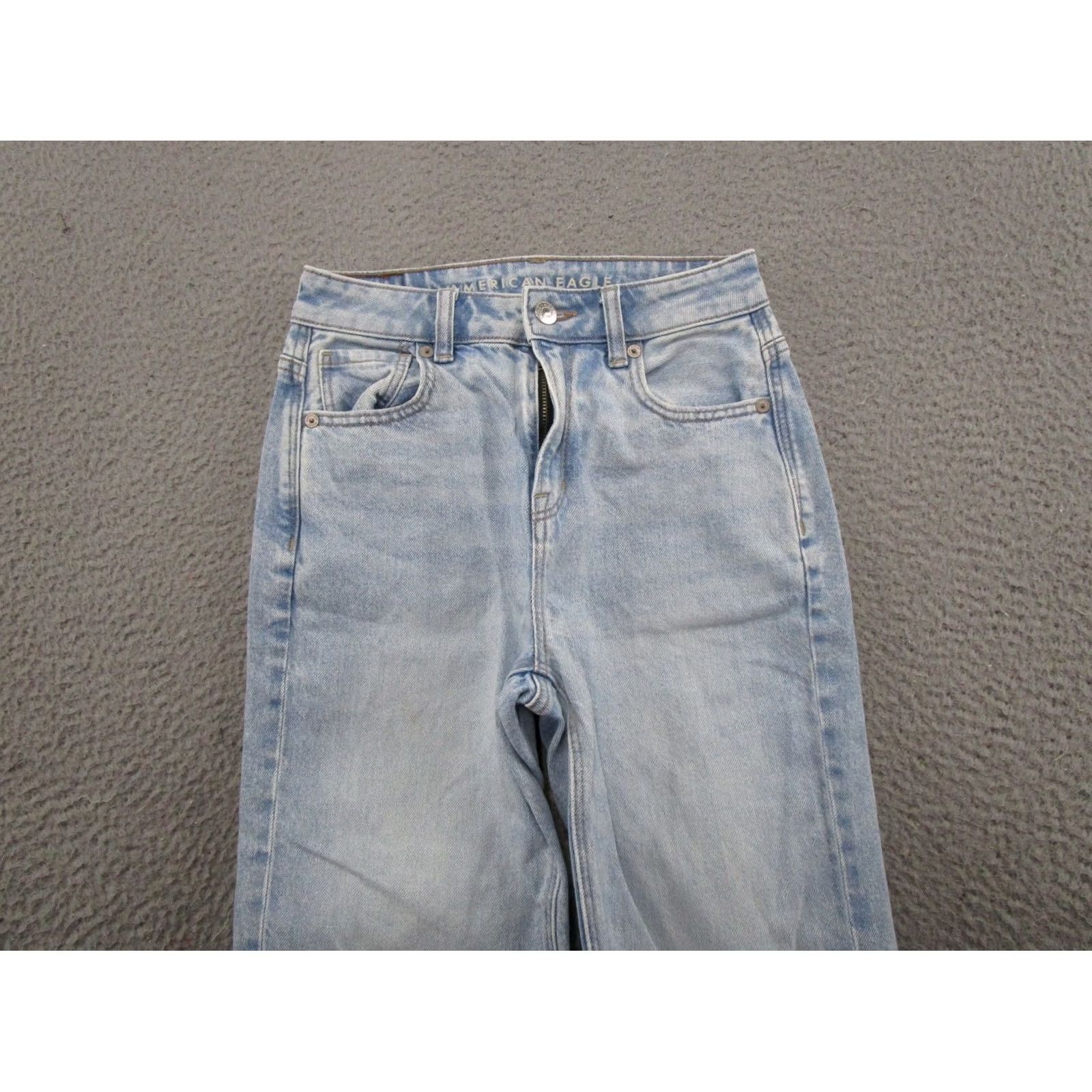 American Eagle Outfitters American Eagle Strigid High Rise Light Wash Blue Denim Mom Jeans Size 00 Stretch Size 24" / US 00 / IT 34 - 3 Thumbnail