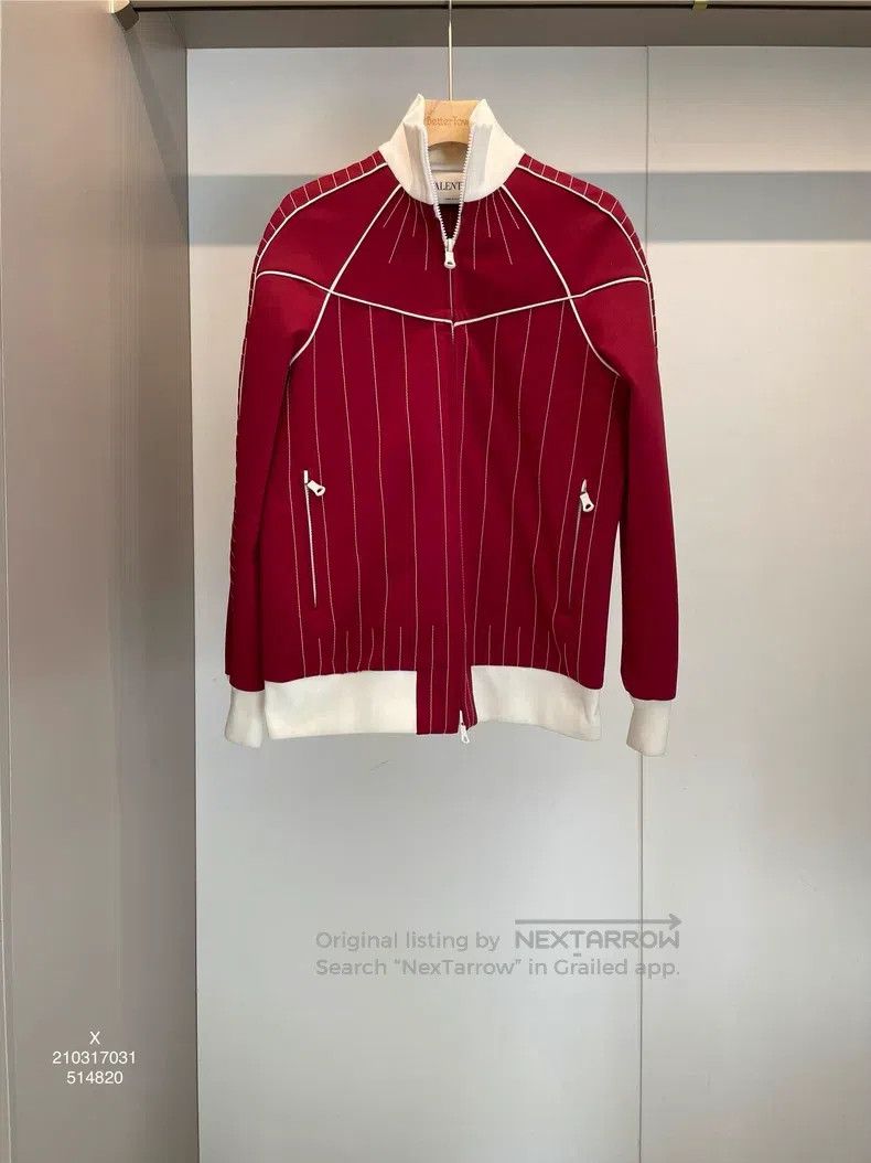 Valentino Valentino Red long-sleeved coat Size M / US 6-8 / IT 42-44 - 1 Thumbnail