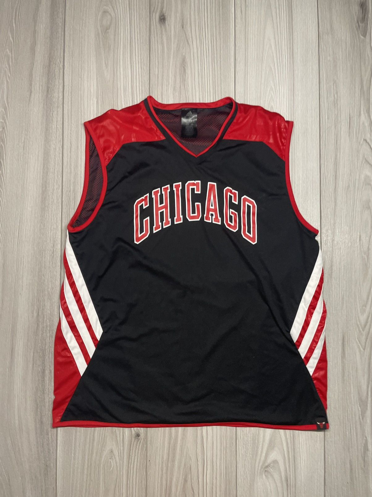 Adidas Adidas Chicago Bulls Training NBA jersey top Size US XL / EU 56 / 4 - 1 Thumbnail