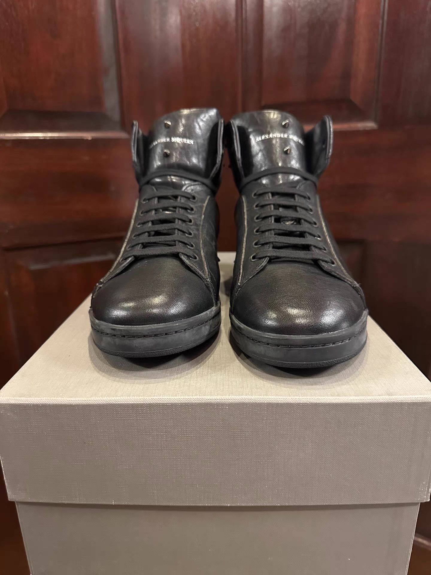 Alexander McQueen Alexander McQueen 15SS black studded mid-top Ｑ25 Size US 7.5 / EU 40-41 - 1 Thumbnail