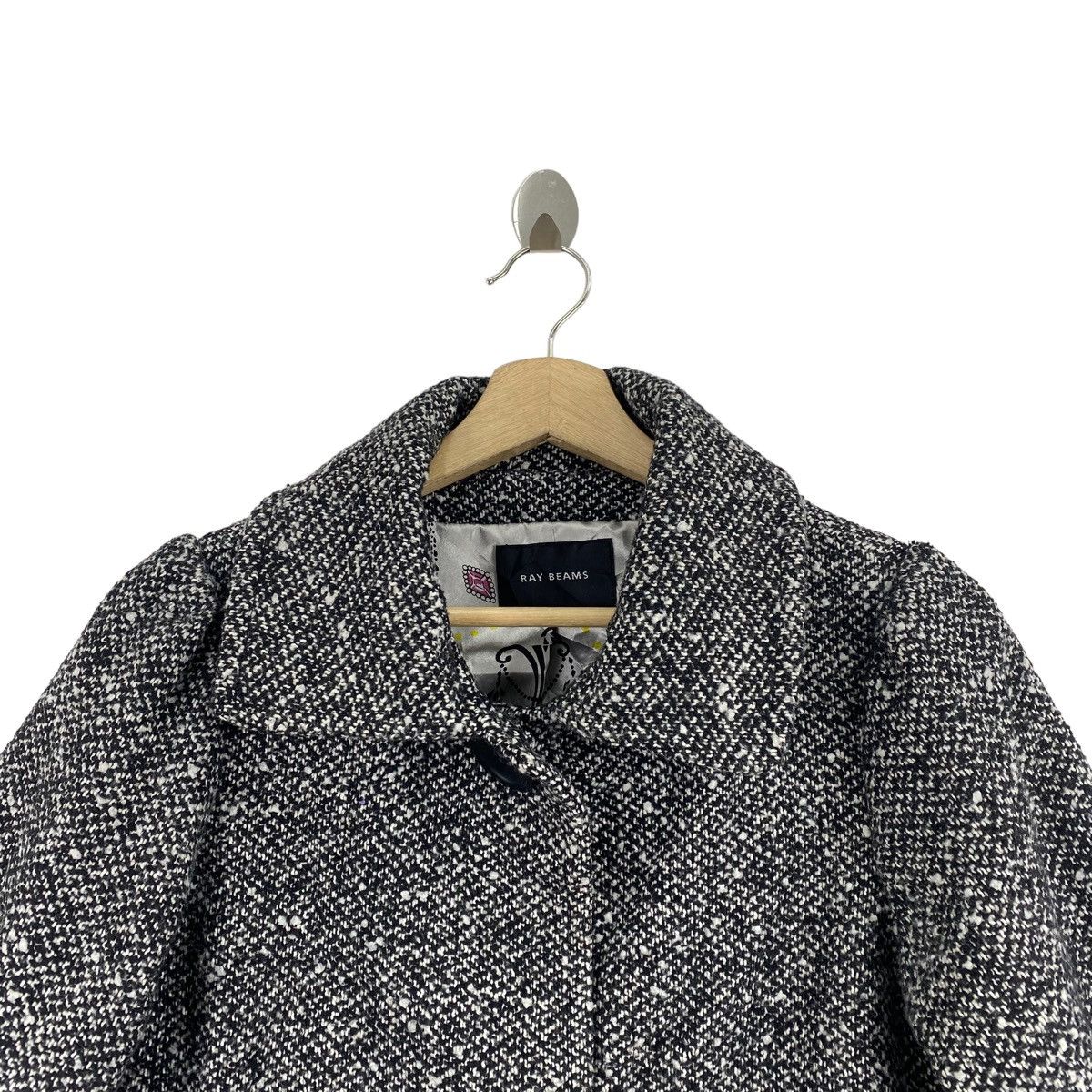 Japanese Brand × Vintage Vintage RAY BEAMS Japanese Brand Wool Crop Top Black Coat Size S / US 4 / IT 40 - 2 Thumbnail