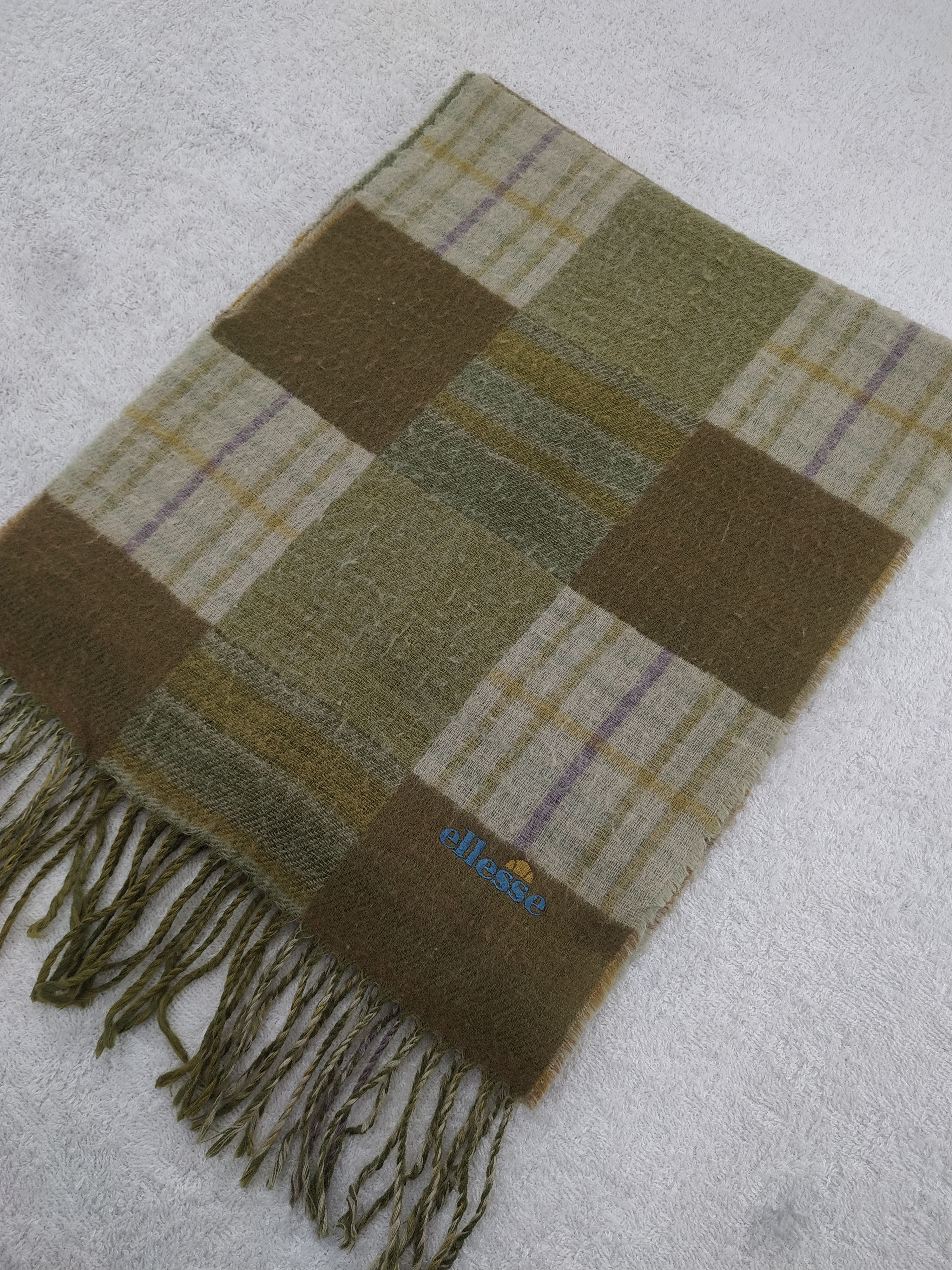 Vintage Ellesse Scarf/Muffler/Neckwear MF526