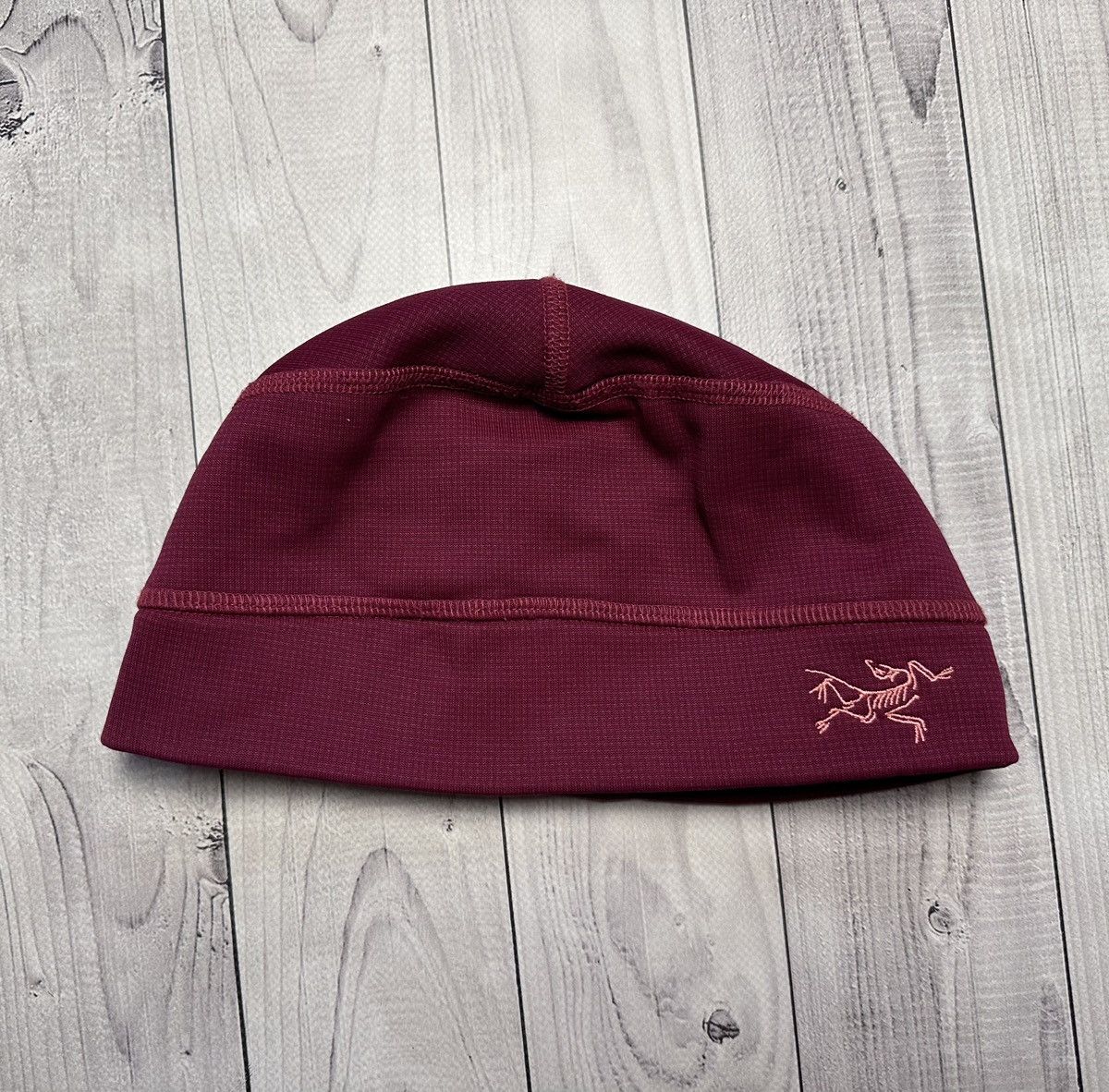 Arc'teryx Arcteryx hat logo red rare Size ONE SIZE - 2 Thumbnail