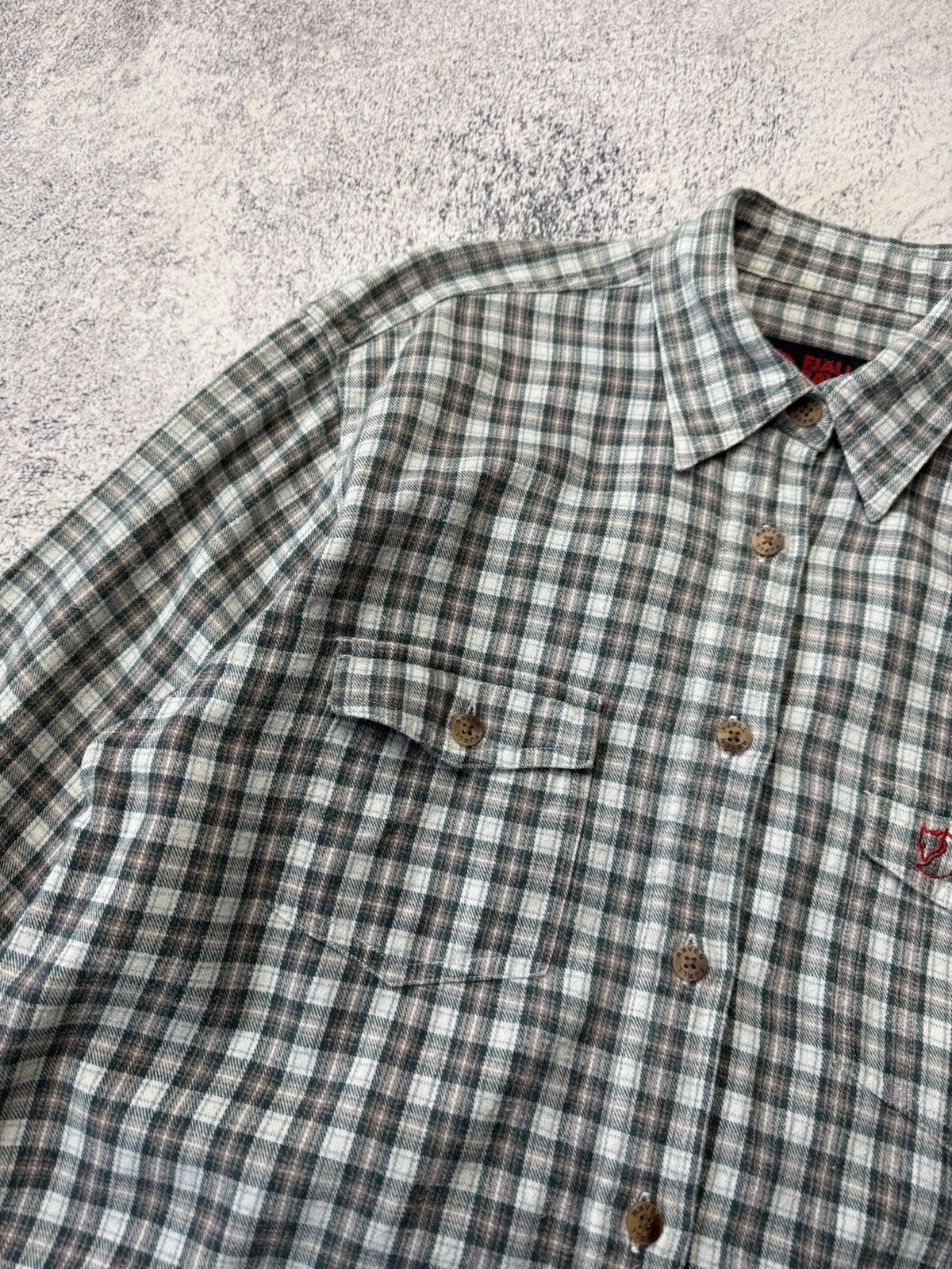 Fjallraven Vintage Fjallraven Ladies Flannel Checkered Shirt USA Size M / US 6-8 / IT 42-44 - 7 Thumbnail