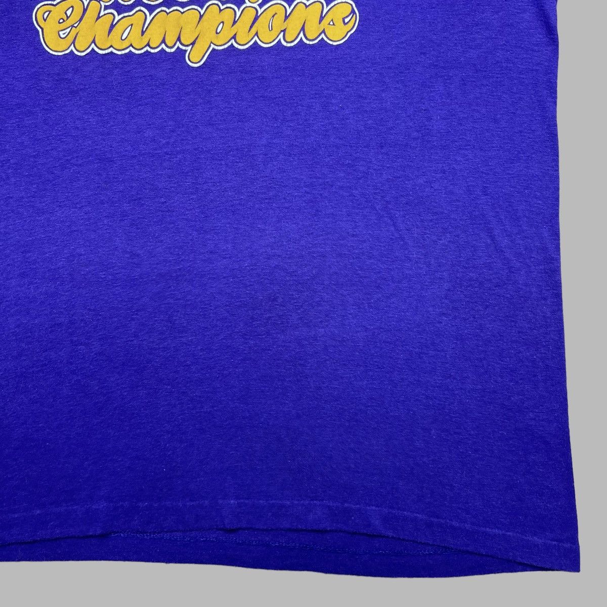 NBA × Vintage Vintage 1985 NBA Los Angeles Lakers World Champions Tee Size US L / EU 52-54 / 3 - 7 Thumbnail