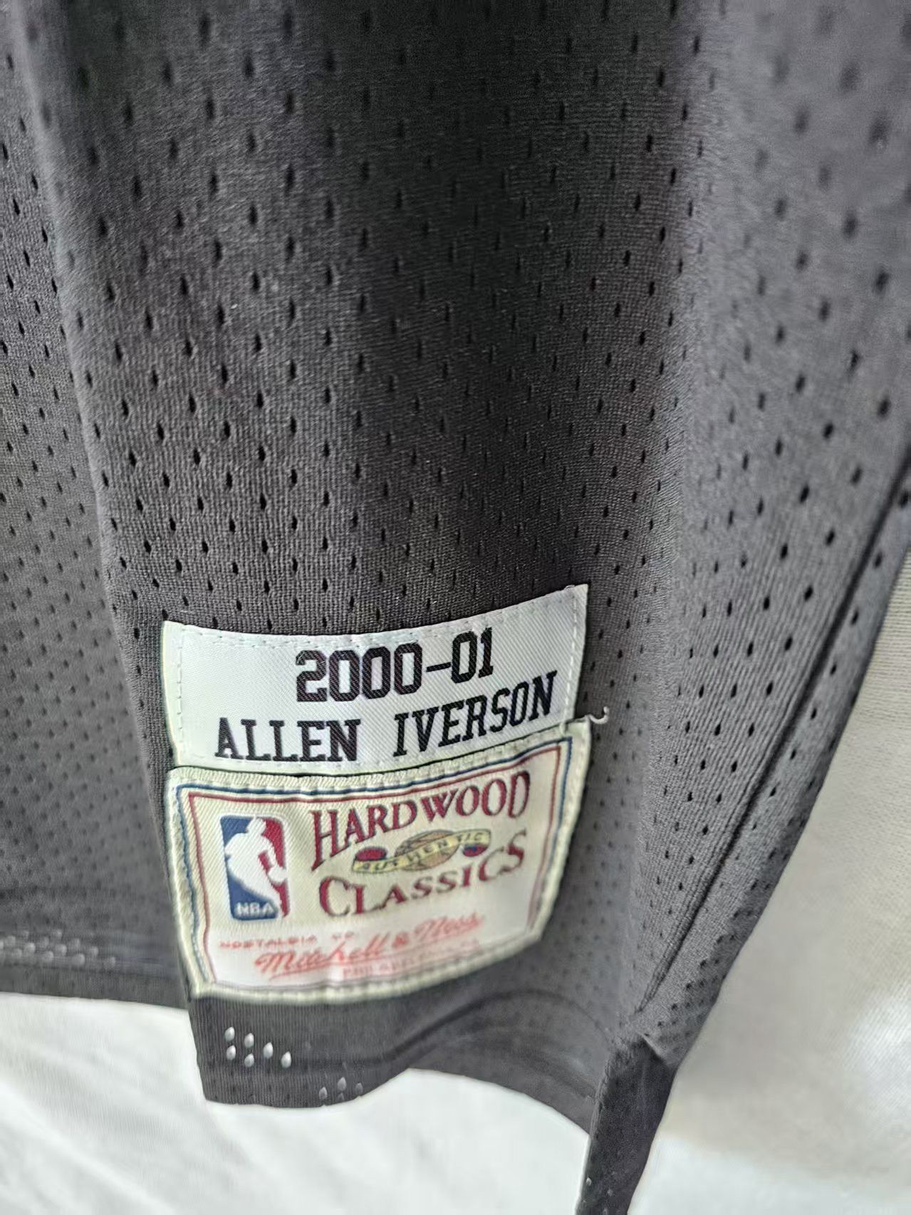 NBA Philadelphia 76ers 3 Allen Iverson Jersey Stitched Size US M / EU 48-50 / 2 - 5 Thumbnail