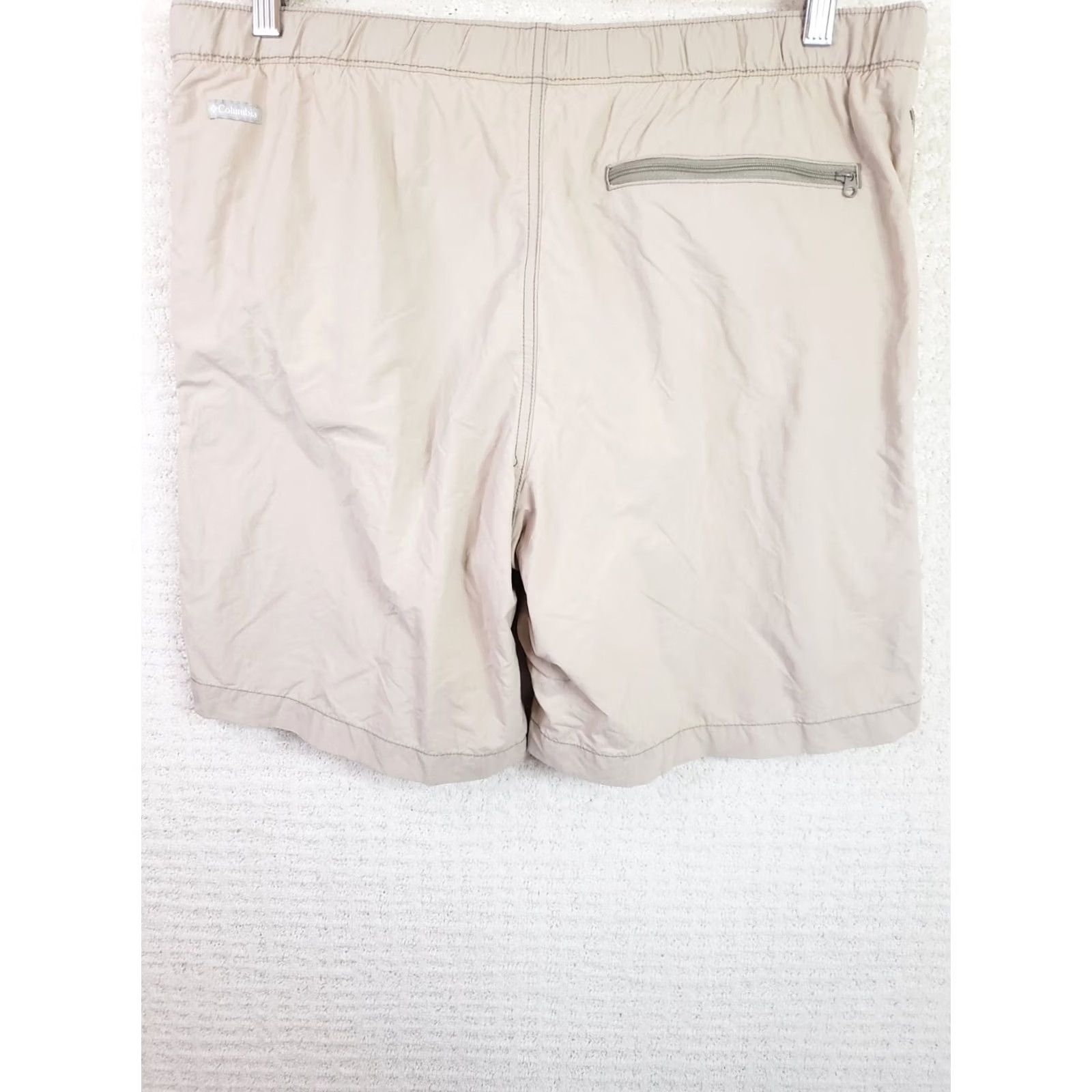 Vintage Columbia Shorts Mens M Medium Beige Belted Cargo Pocket Nylon Outdoor Casual Travel Event 60s Mens Size US 31 - 6 Thumbnail