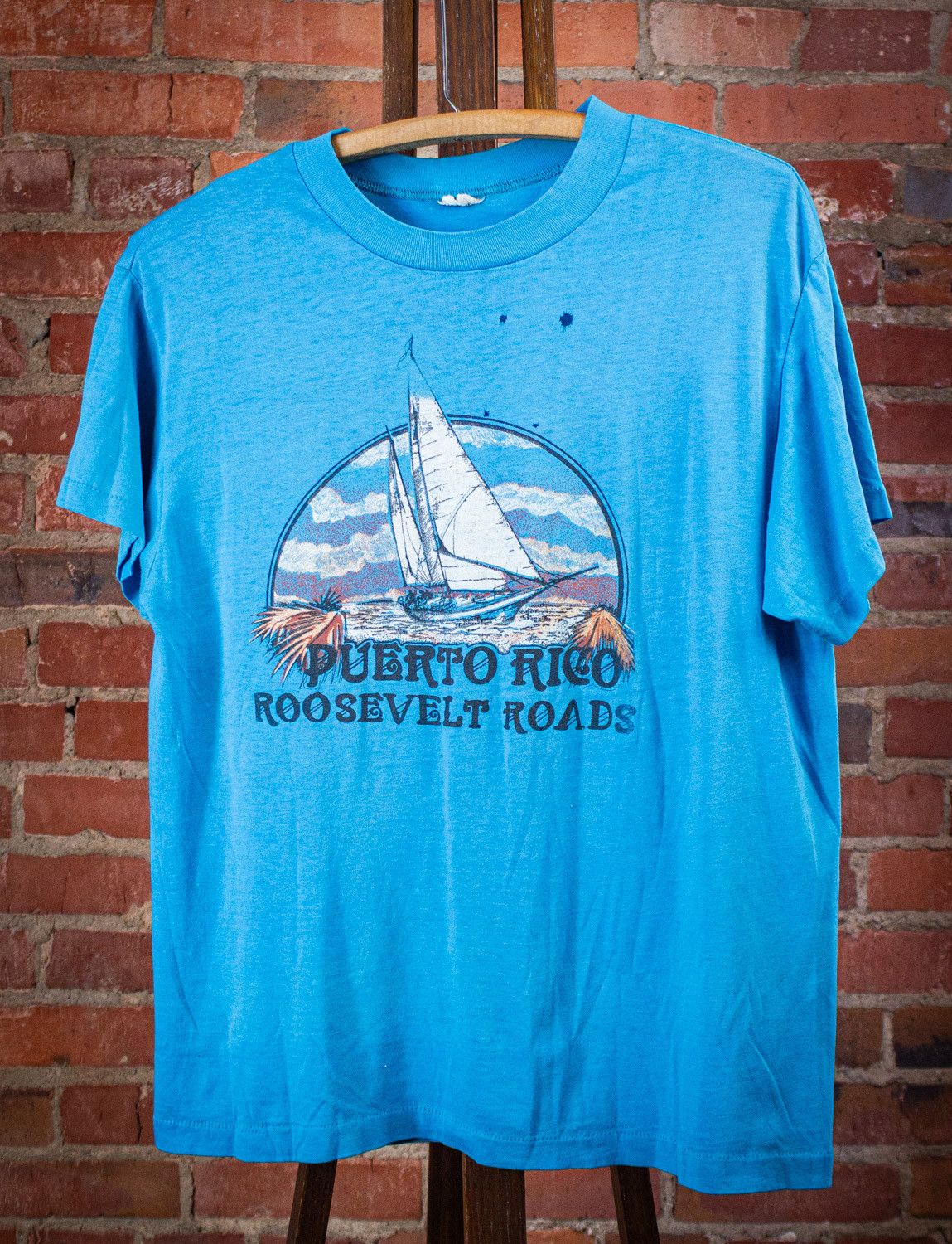 Vintage Vintage Puerto Rico Roosevelt Road Souvenir T Shirt 80s Size US M / EU 48-50 / 2 - 1 Thumbnail
