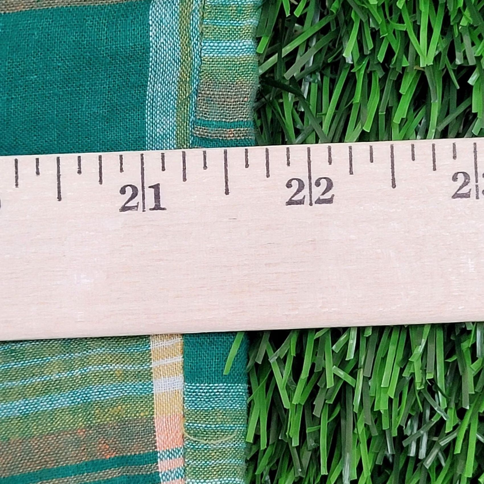 Vintage VINTAGE MOD Plaid Shirt John F Gee Button-Up Large 22x27 Green Check Mens 1990s Plaid Shirt Size US L / EU 52-54 / 3 - 4 Thumbnail