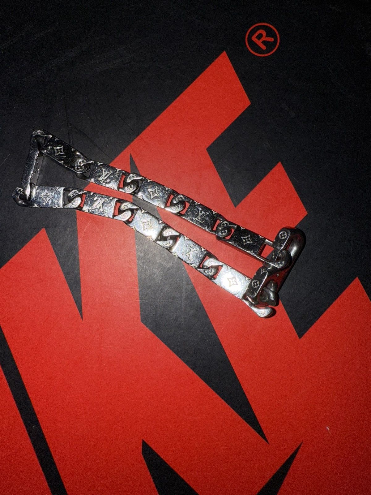 Louis Vuitton Louis Vuitton bracelet Size ONE SIZE - 9 Thumbnail