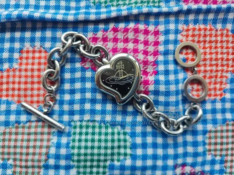 Vivienne Westwood vivienne westwood Rare Vintage Black Heart Chain Watch Size ONE SIZE - 4 Thumbnail