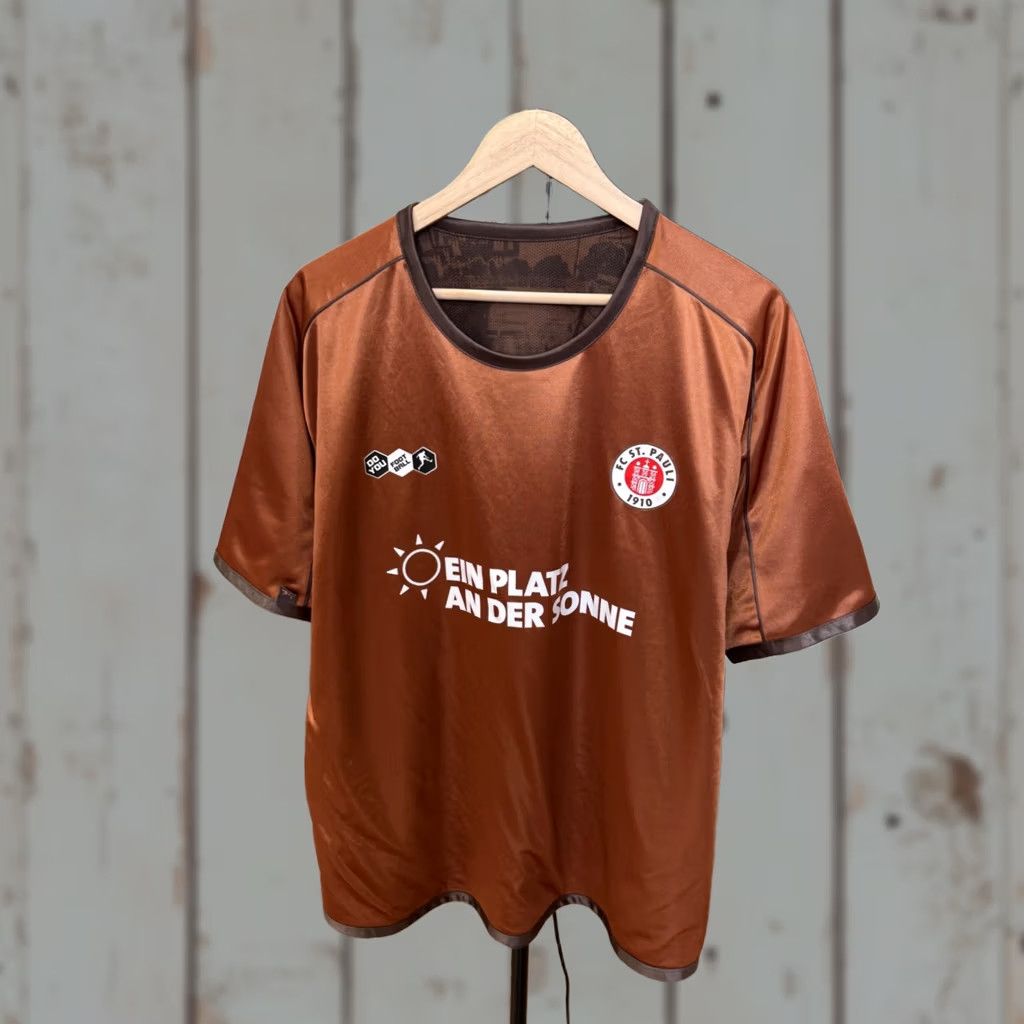 Vintage Do You Football Jersey Shirt Mens XXL Brown Y2K St. Pauli 2010/11 Two-Sided Two-Sided Jersey Size US XXL / EU 58 / 5 - 1 Thumbnail
