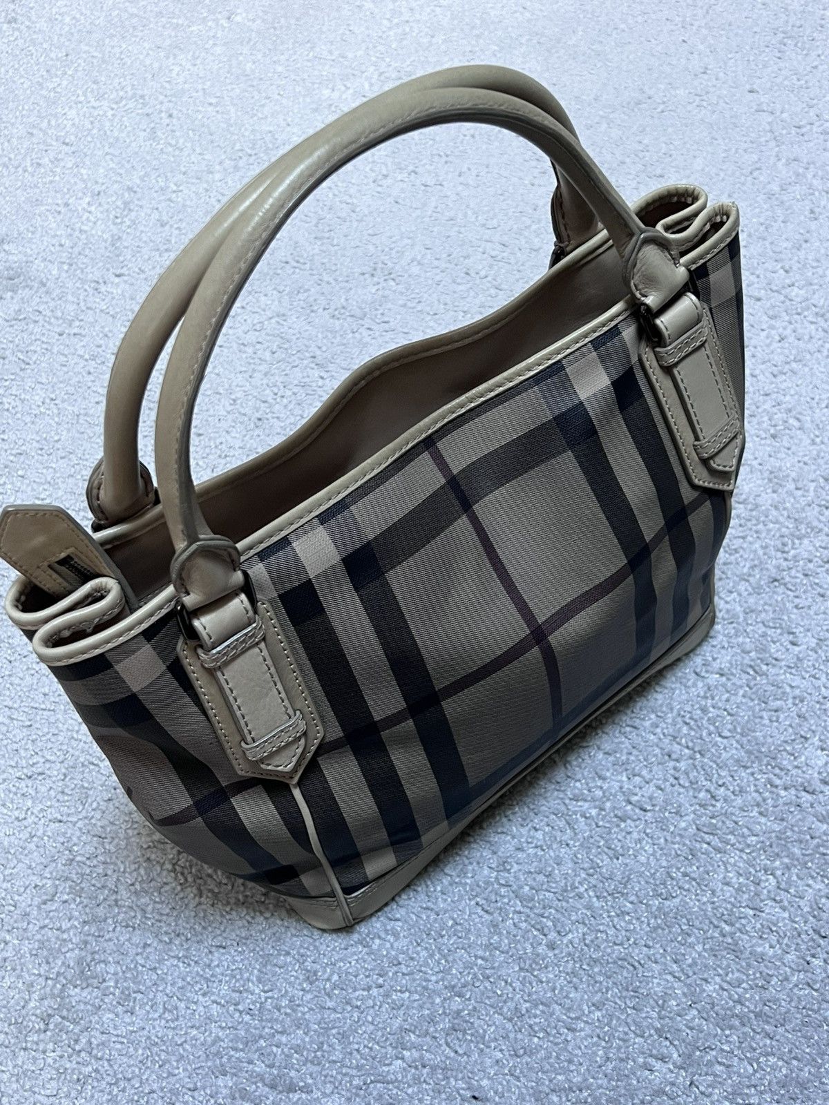 Burberry Burberry Smoke House Check Tote Bag Size ONE SIZE - 2 Thumbnail