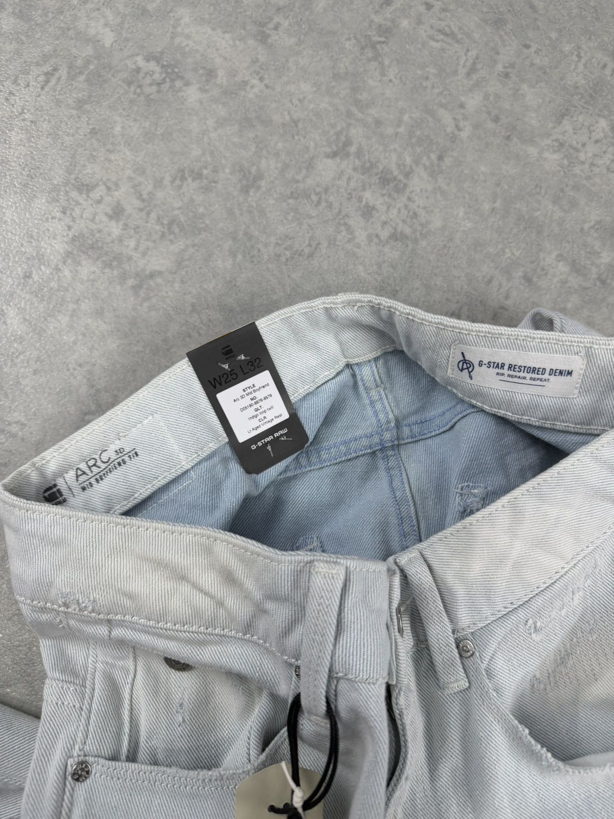 G-Star G-Star Raw Arc 3D Mid Boyfriend 7/8 Women’s Jeans Light Aged Size 25" / US 0 / IT 36 - 12 Thumbnail