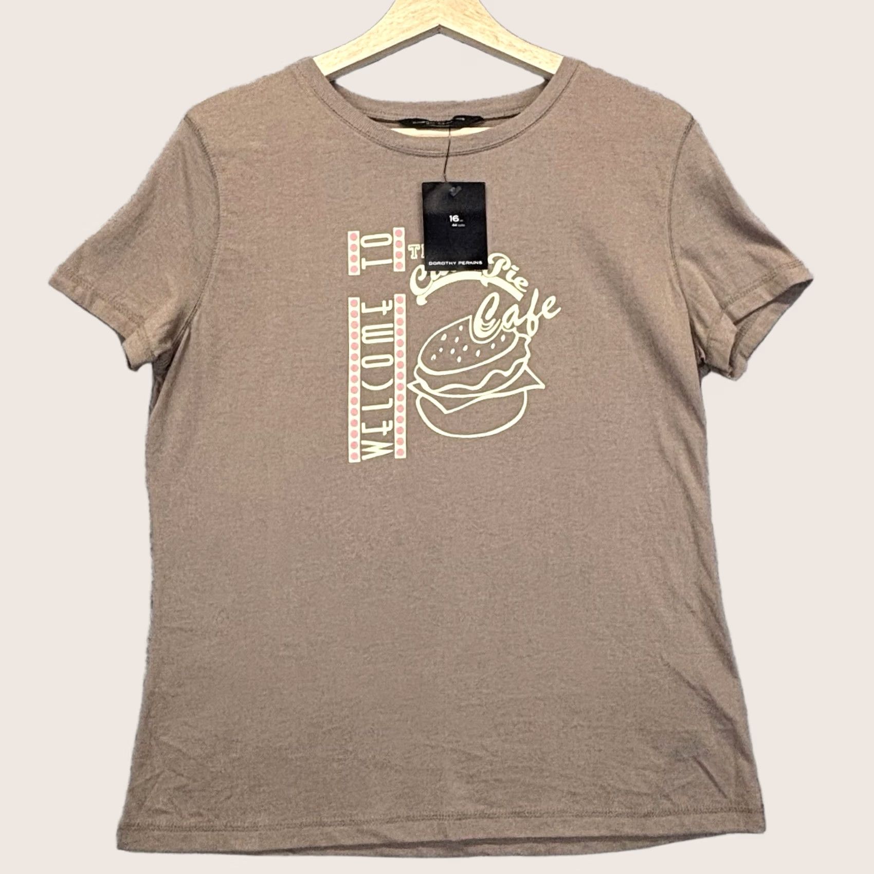 Vintage Dorothy Perkins T Shirt Brown Top Crew Neck Short Sleeve New With Tags Women’s EU44 UK16 Casual Basic Cotton 100% VINTAGE? No (adjusted) Size XXL / US 16-18 / IT 52-54 - 1 Thumbnail