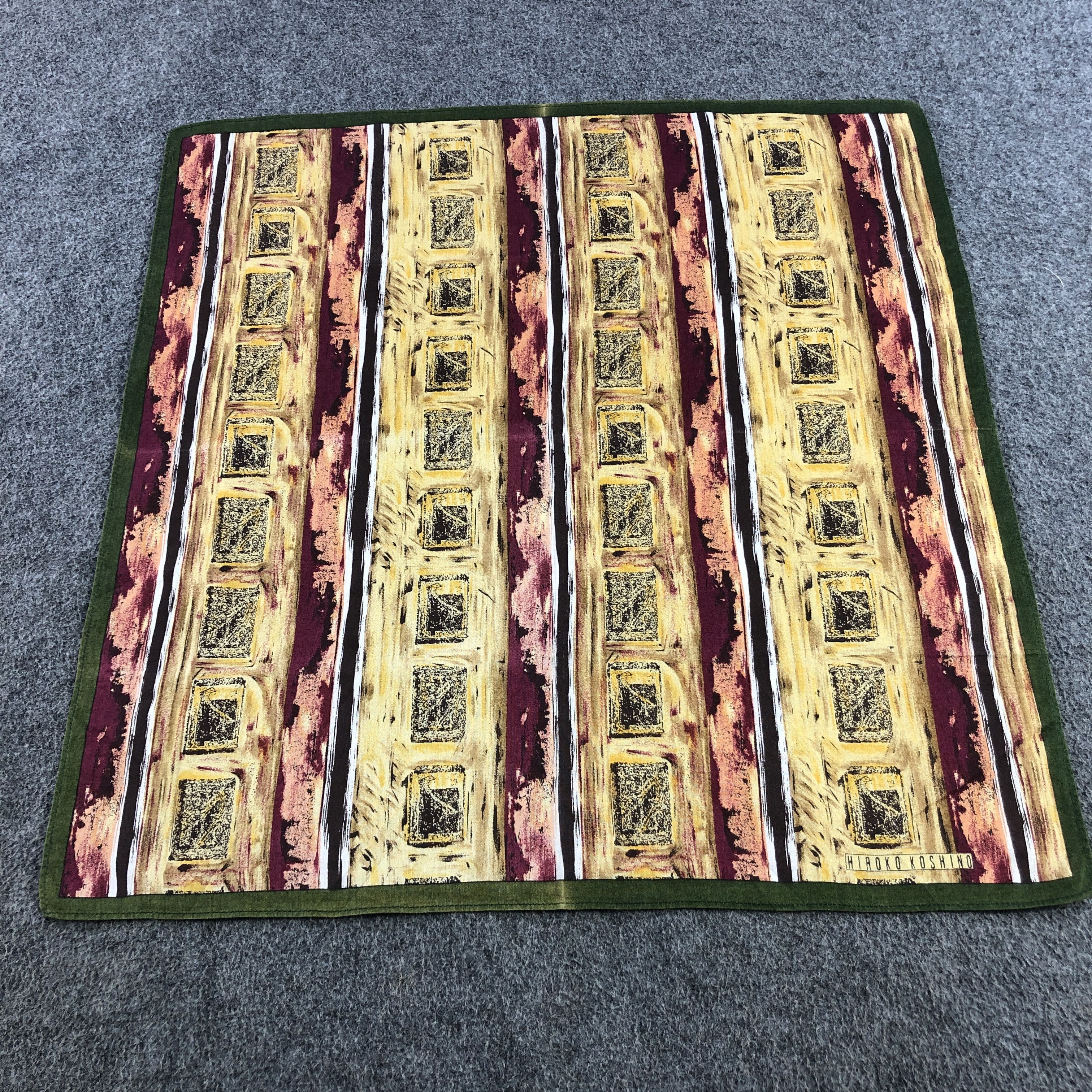 Hiroko Koshino Homme Hiroko Koshino Handkerchief Neckerchief Bandana H2486 Size ONE SIZE - 1 Thumbnail