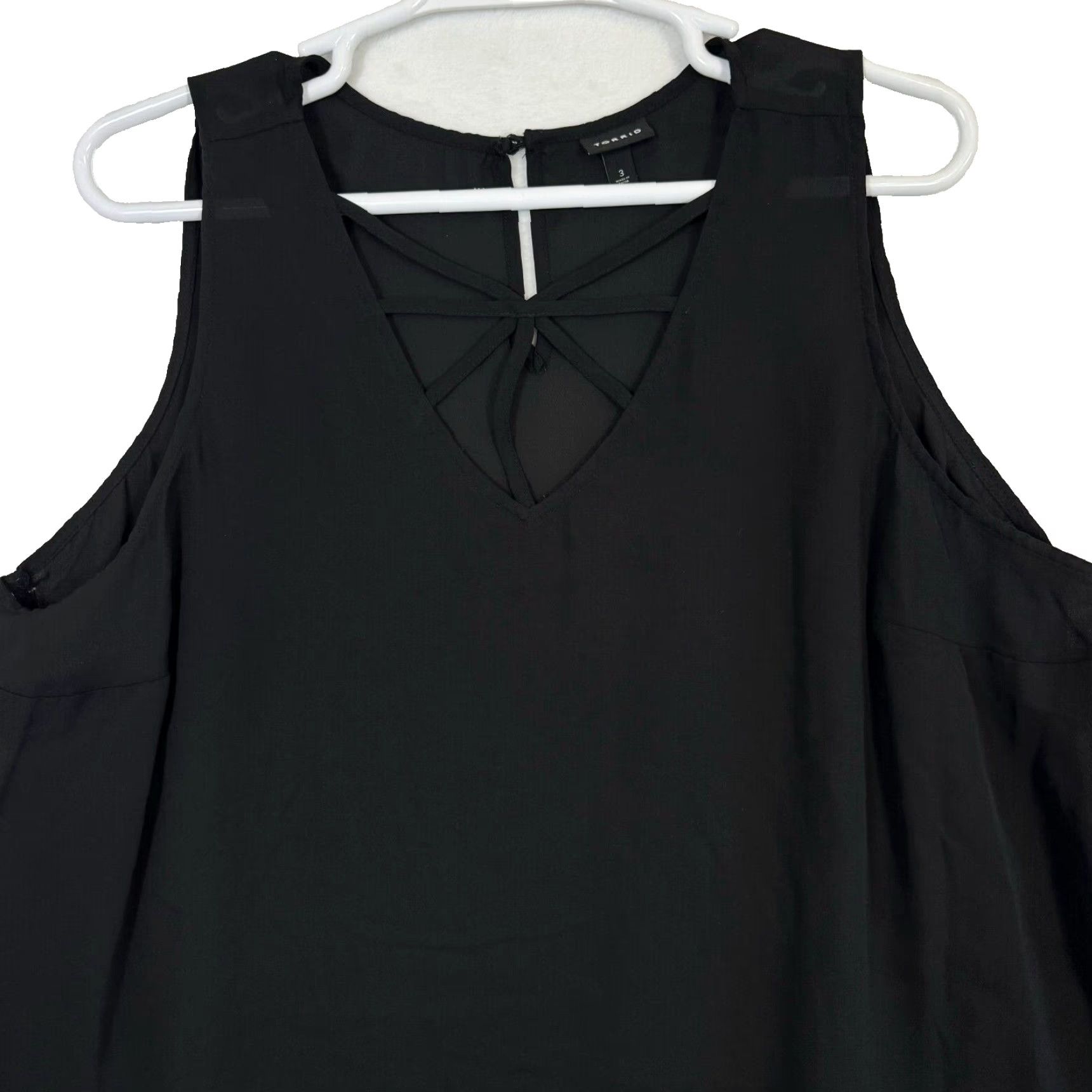 Torrid Torrid Tank Top Women’s 3 Black V-Neck 100% Polyester Georgette Strappy Tank Top Mens? Size XS / US 0-2 / IT 36-38 - 3 Thumbnail