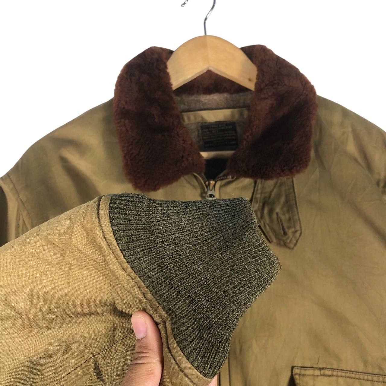 Buzz Rickson's B. Rickson Type B-10 Army Air Forces Zipper Jacket Size US M / EU 48-50 / 2 - 7 Thumbnail