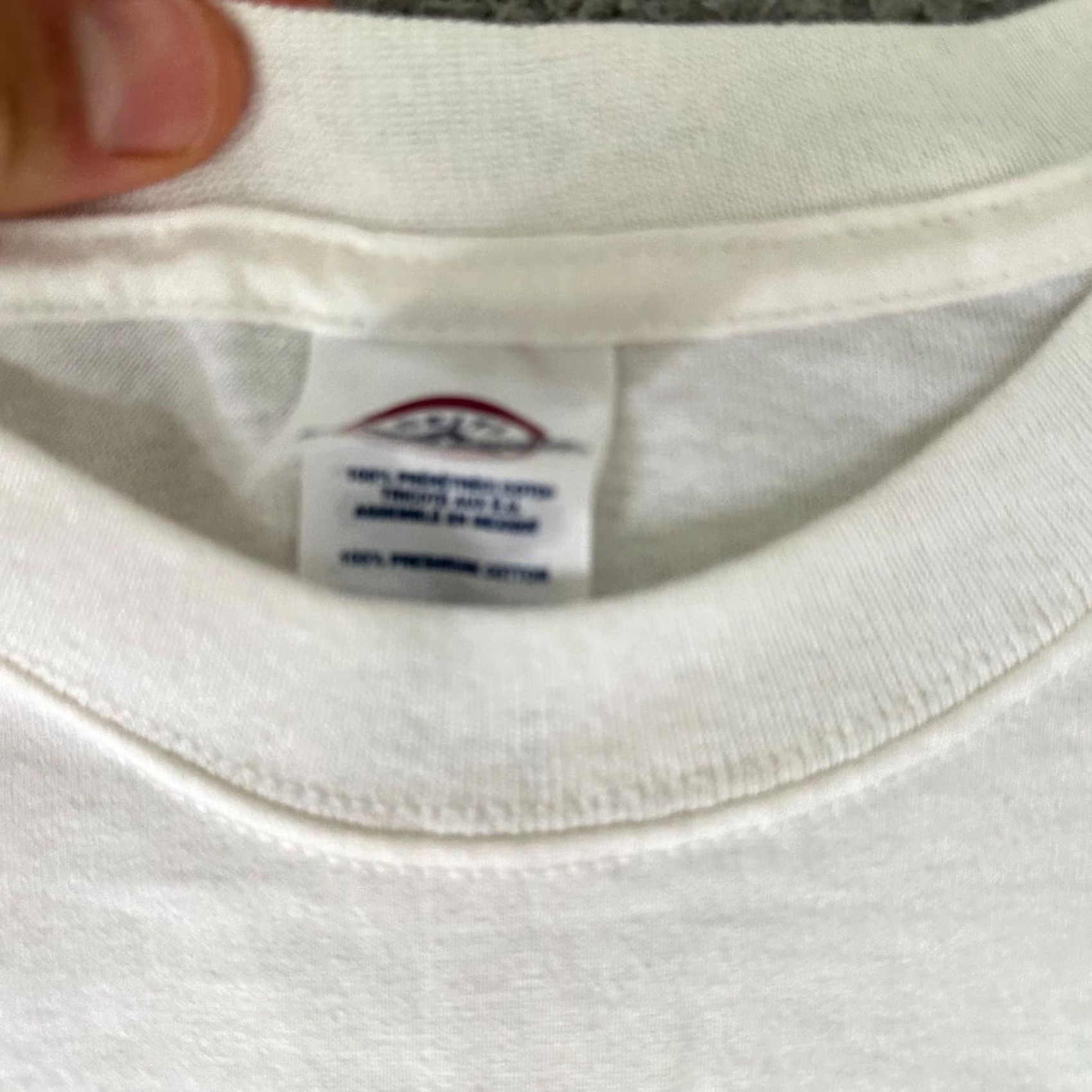 Vintage VINTAGE Key West Shirt Adult XL White Rainbow Mens Size US XL / EU 56 / 4 - 3 Thumbnail