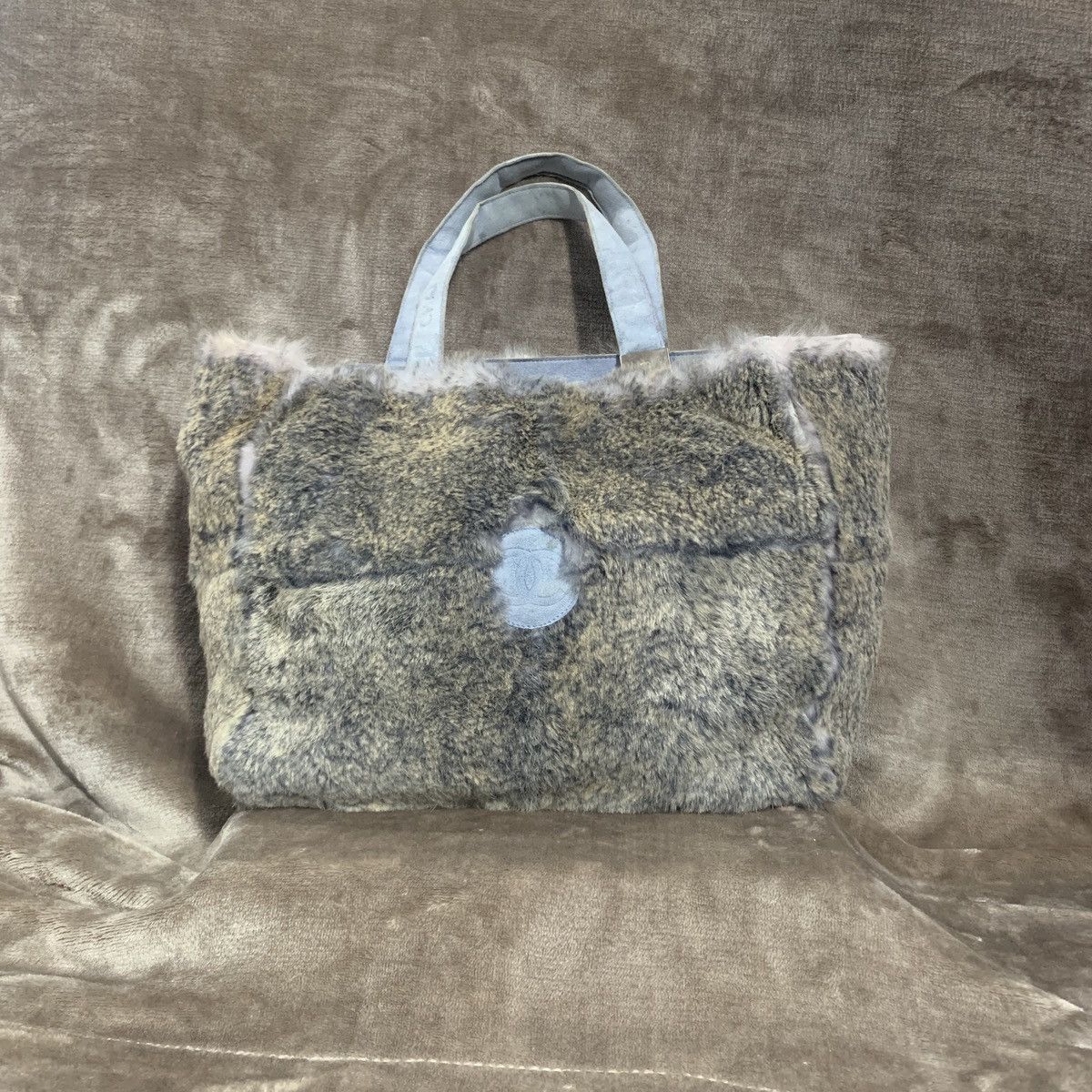 Chanel Chanel CC Lapin Rabit Fur Tote Bag with Pouch Size ONE SIZE - 2 Thumbnail