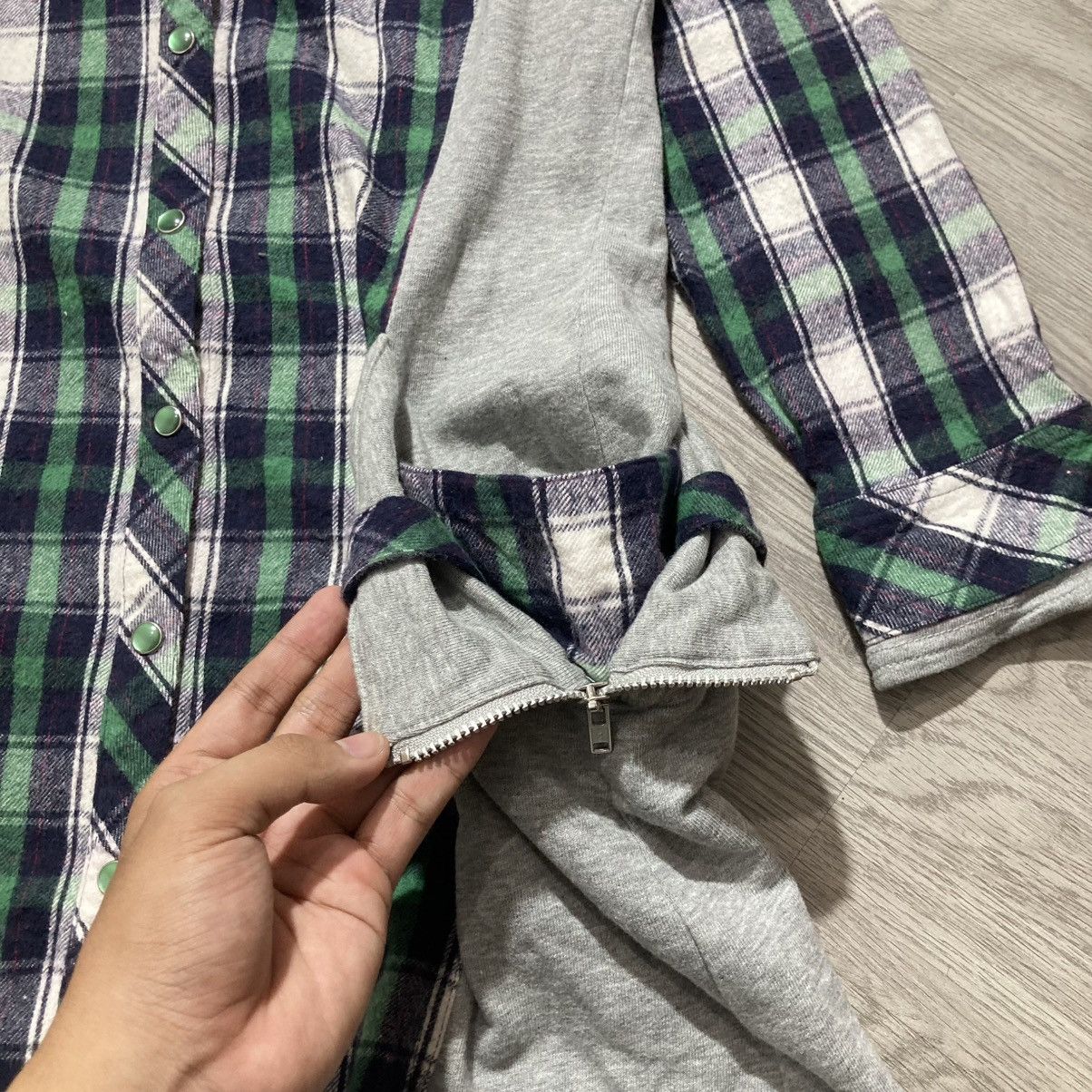 Angel Blue 2000s Angel Blue Flanel Hoodie Plaid ButtonUp Lgb Punk Style Size US XS / EU 42 / 0 - 10 Thumbnail