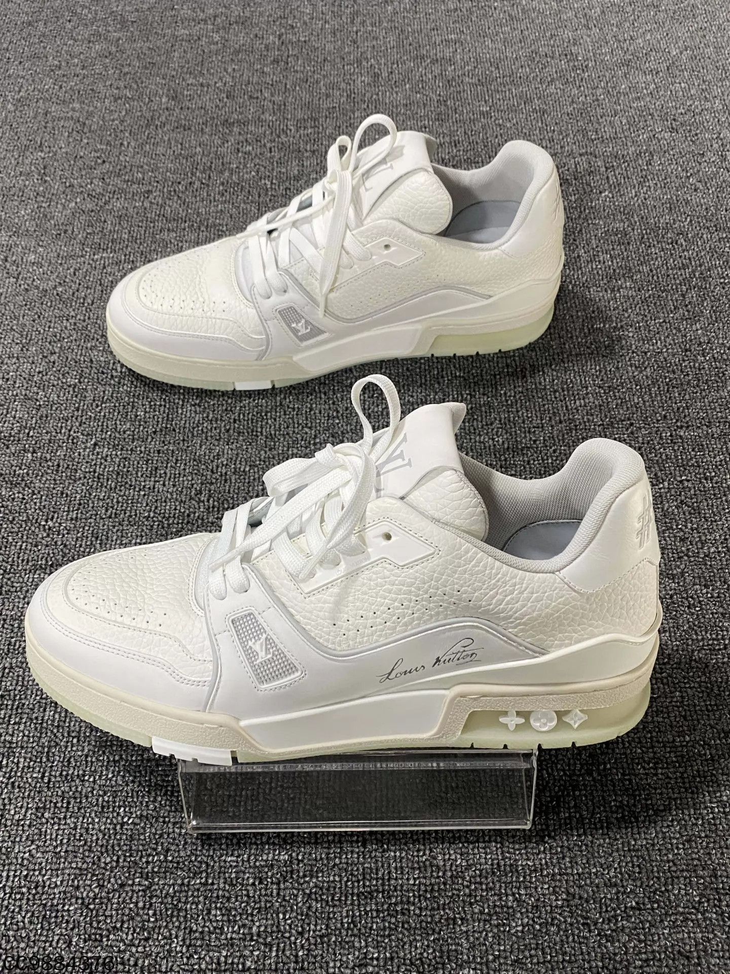 Louis Vuitton LV Trainer 41 New Size US 8 / EU 41 - 3 Thumbnail