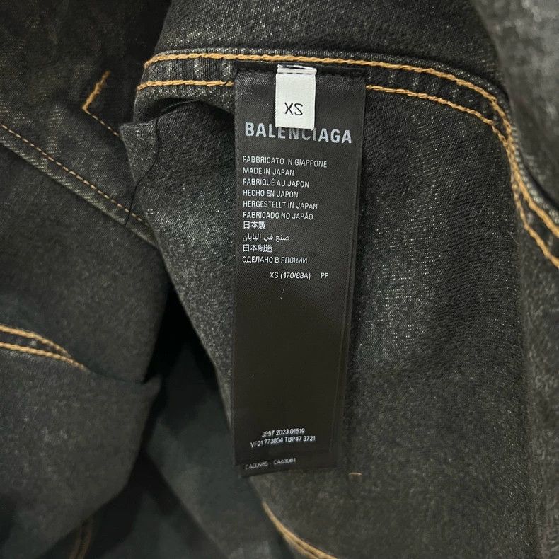 Balenciaga Balenciaga New Year Washed Graffiti logo Unicorn Arm Denim Size US XS / EU 42 / 0 - 5 Thumbnail