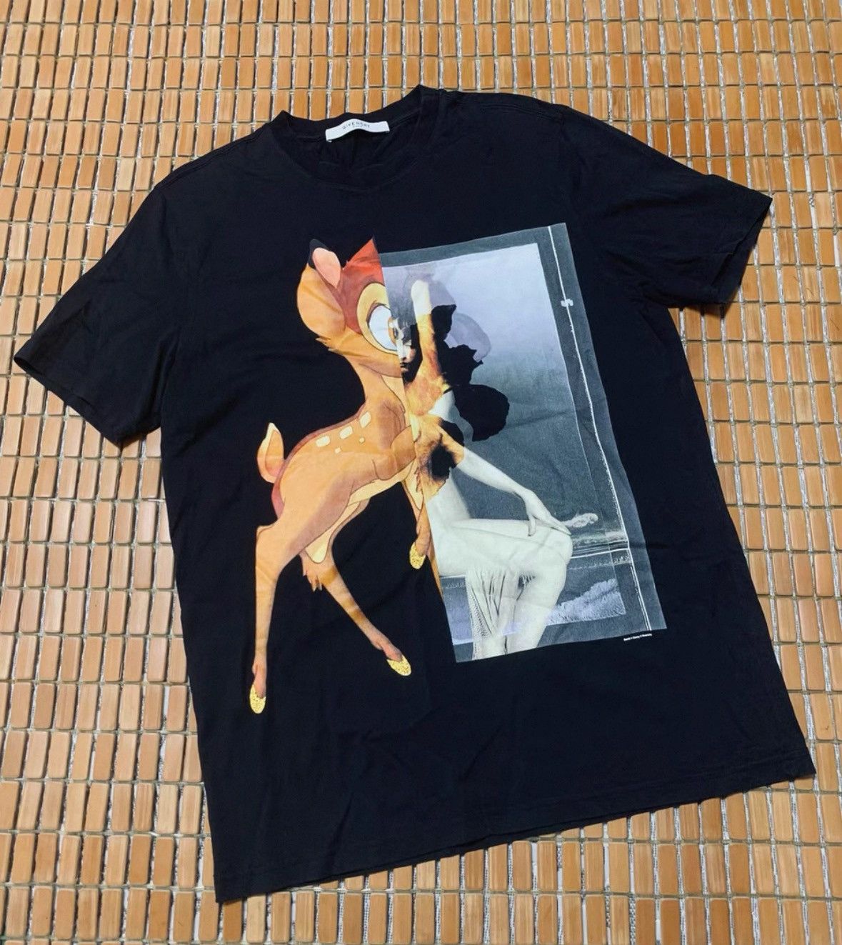 Givenchy Givenchy Bambi Printed Short Sleeve T-Shirt Size US XS / EU 42 / 0 - 1 Thumbnail