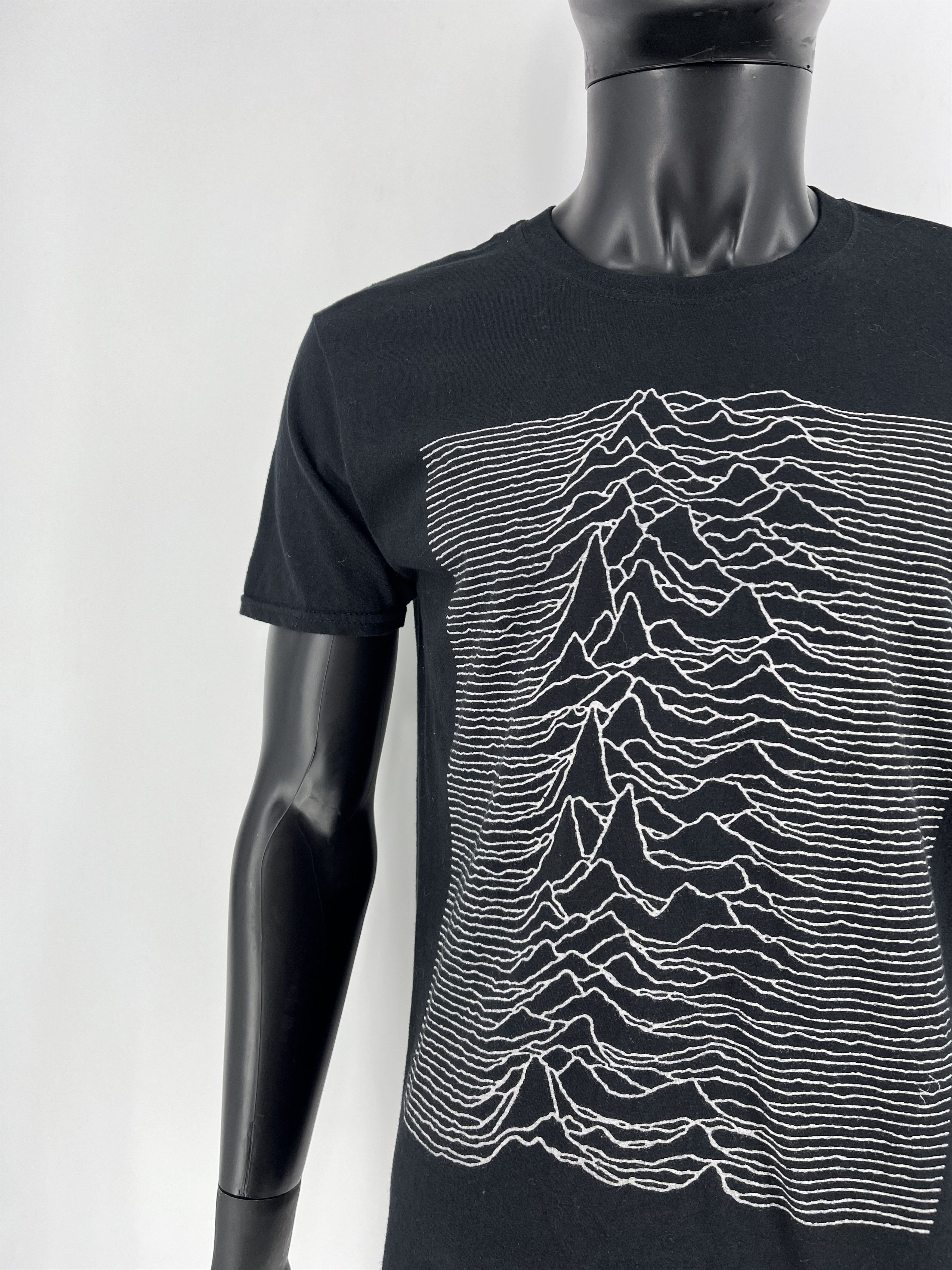 Band Tees × Joy Division Vintage Joy Divivsion T Shirt Band Rock Tee Y2K Size M Size US M / EU 48-50 / 2 - 7 Thumbnail