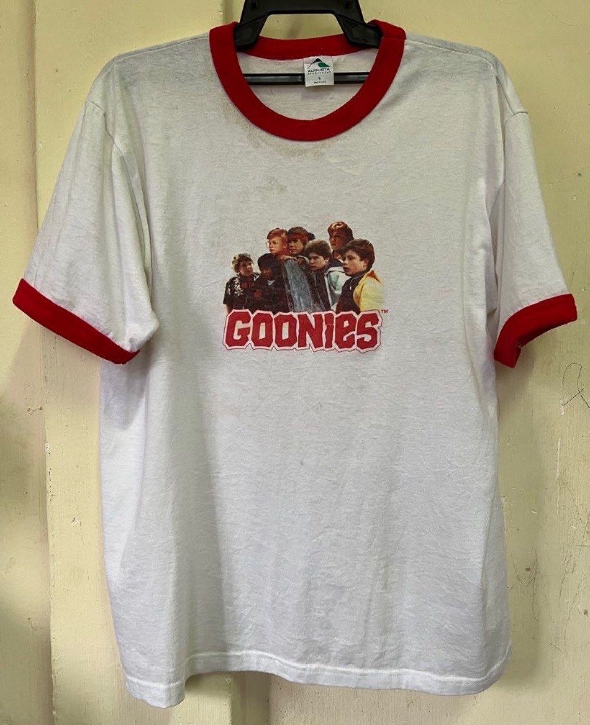Band Tees Vintage T-shirt Ringer Movie The Goonies USA Size US L / EU 52-54 / 3 - 1 Thumbnail