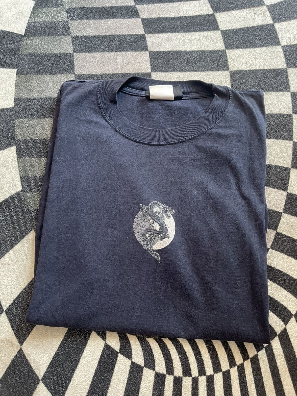 Vintage Vintage B Squared Dragon Graphic T-Shirt Y2K Size US L / EU 52-54 / 3 - 1 Thumbnail