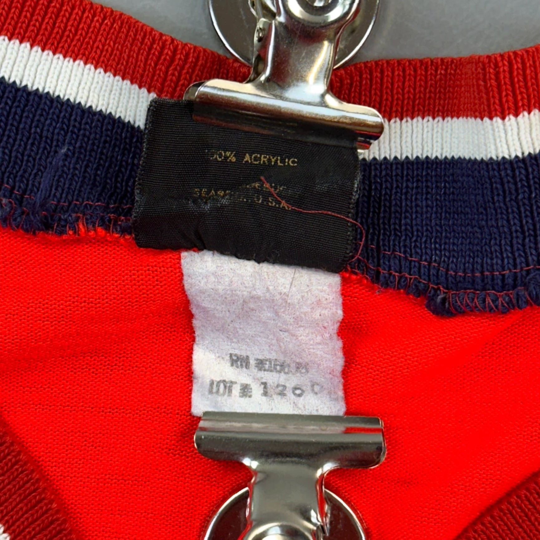 Sears VINTAGE Sears Mens Store Shirt Mens XL Red Acrylic V Neck Short Sleeve USA 70s Size US XL / EU 56 / 4 - 6 Thumbnail