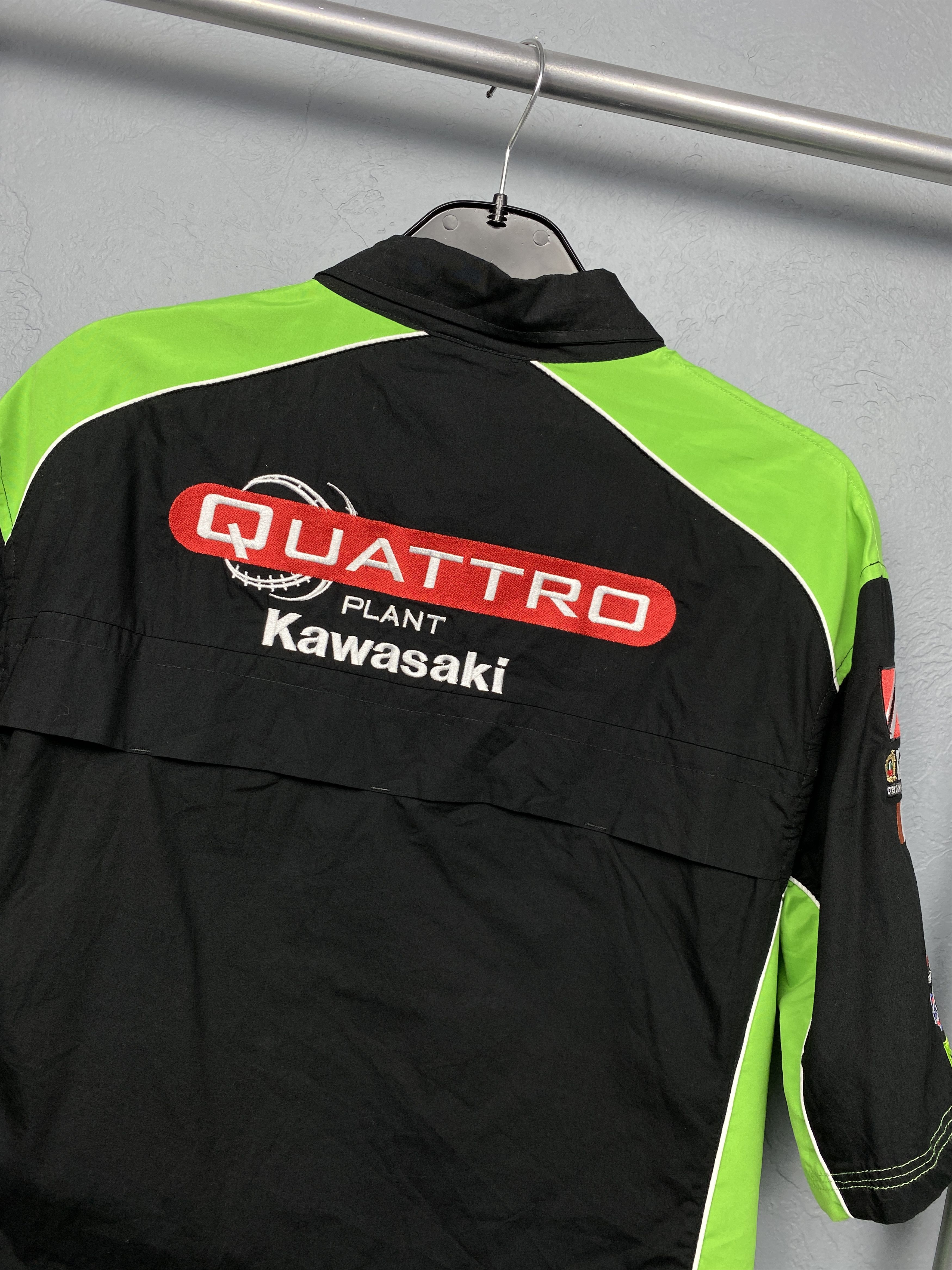 Japanese Brand Kawasaki Racing Team Vintage Mens Short Sleeve Shirt Size US M / EU 48-50 / 2 - 11 Thumbnail