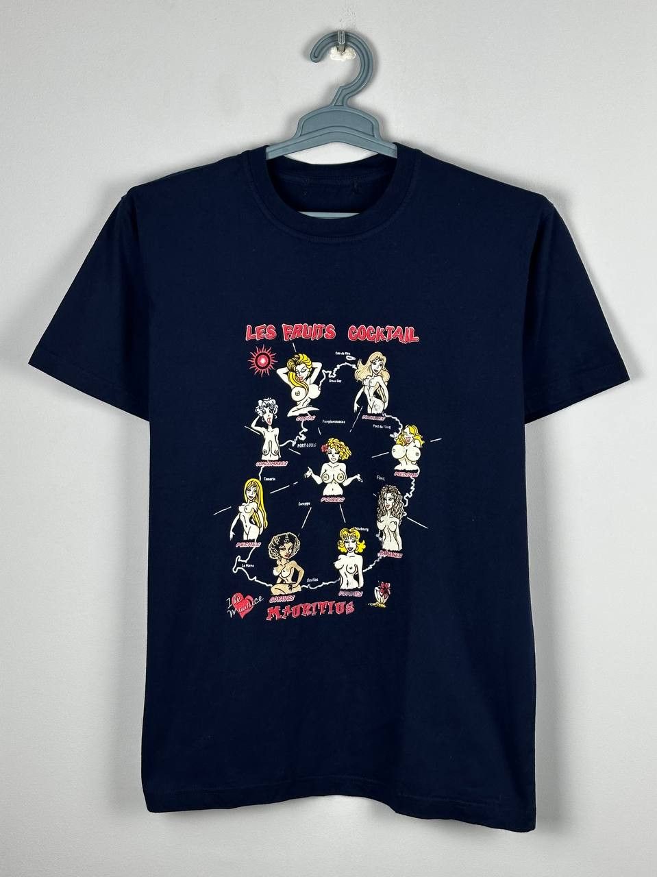 Vintage Vintage Naked Girls y2k tits porn graphic tee 90’s Size US M / EU 48-50 / 2 - 1 Thumbnail