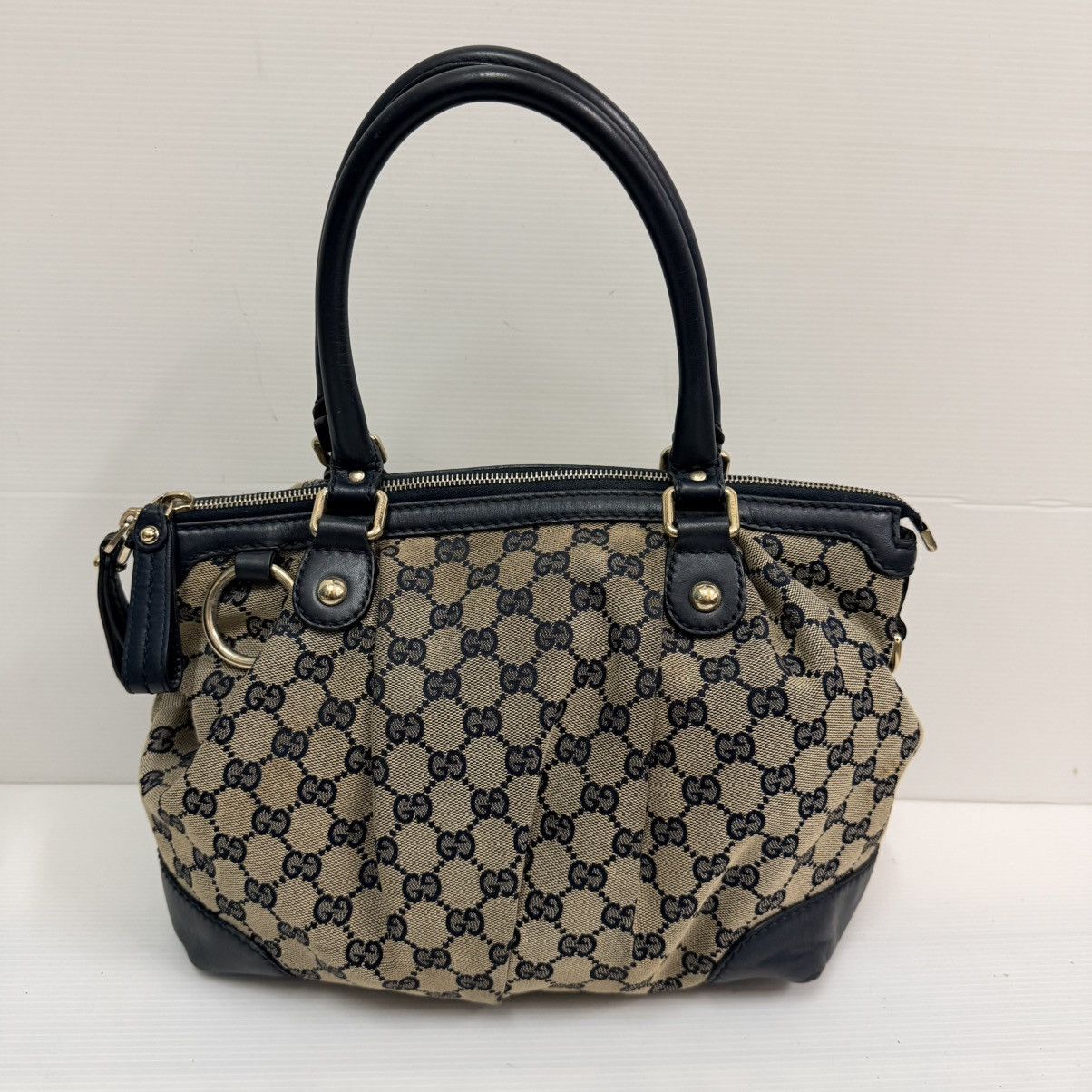 Gucci Gucci Monogram Shoulder Bag Size ONE SIZE - 1 Thumbnail