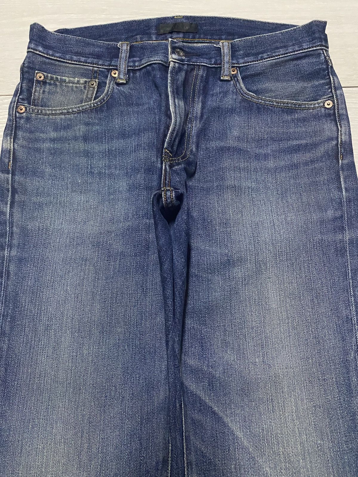 Japanese Brand Vintage Japanese Uniqlo Blue Faded Wash Distressed Jeans Size US 31 - 3 Thumbnail