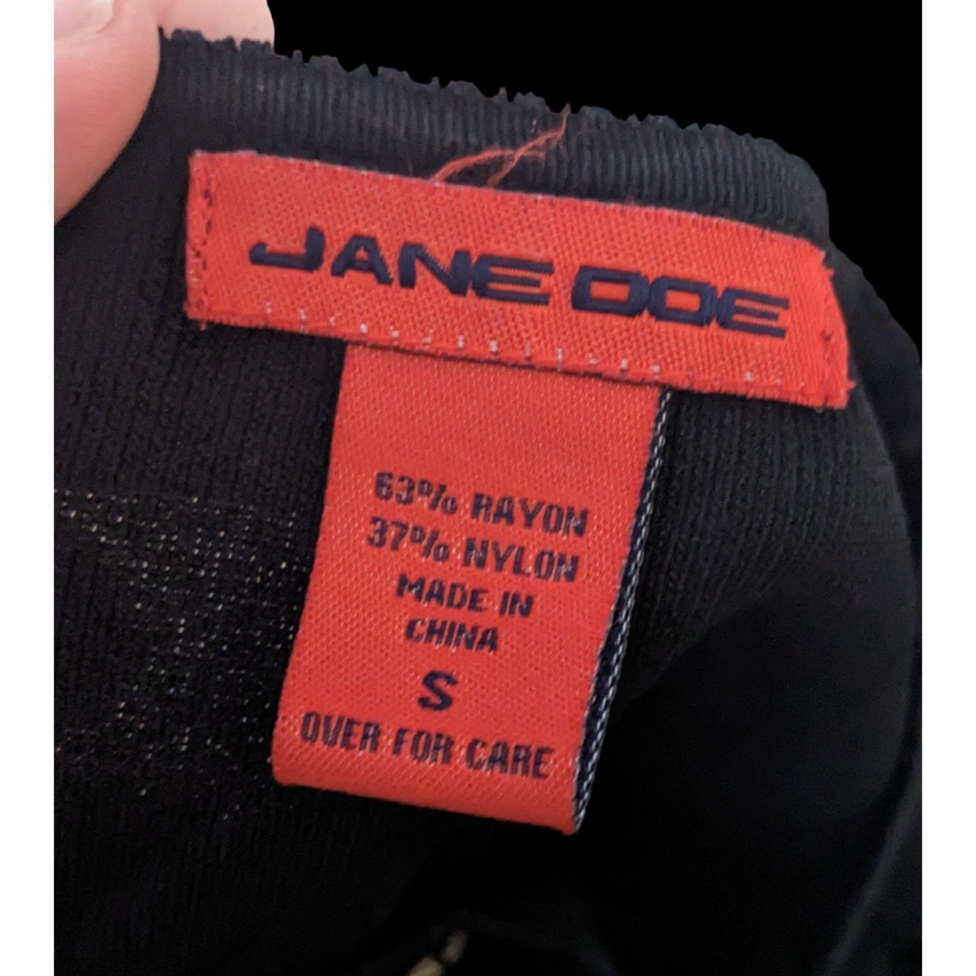 Other Y2K Jane Doe Black Top With Red And White Embroidered Floral Size S / US 4 / IT 40 - 4 Thumbnail