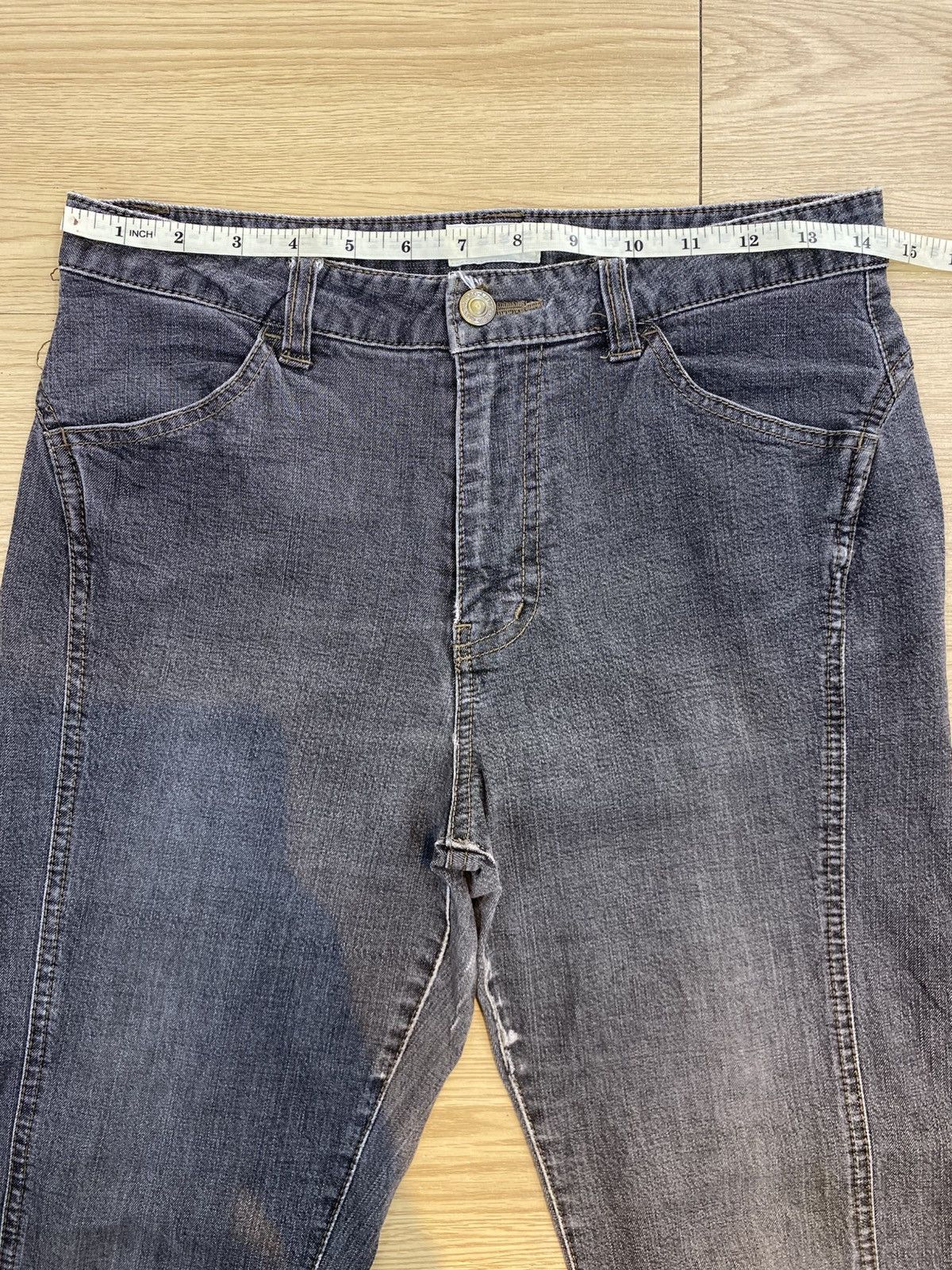 Japanese Brand Vintage Japanese Brand Embroidery Flaired Jeans Size US 29 - 13 Thumbnail