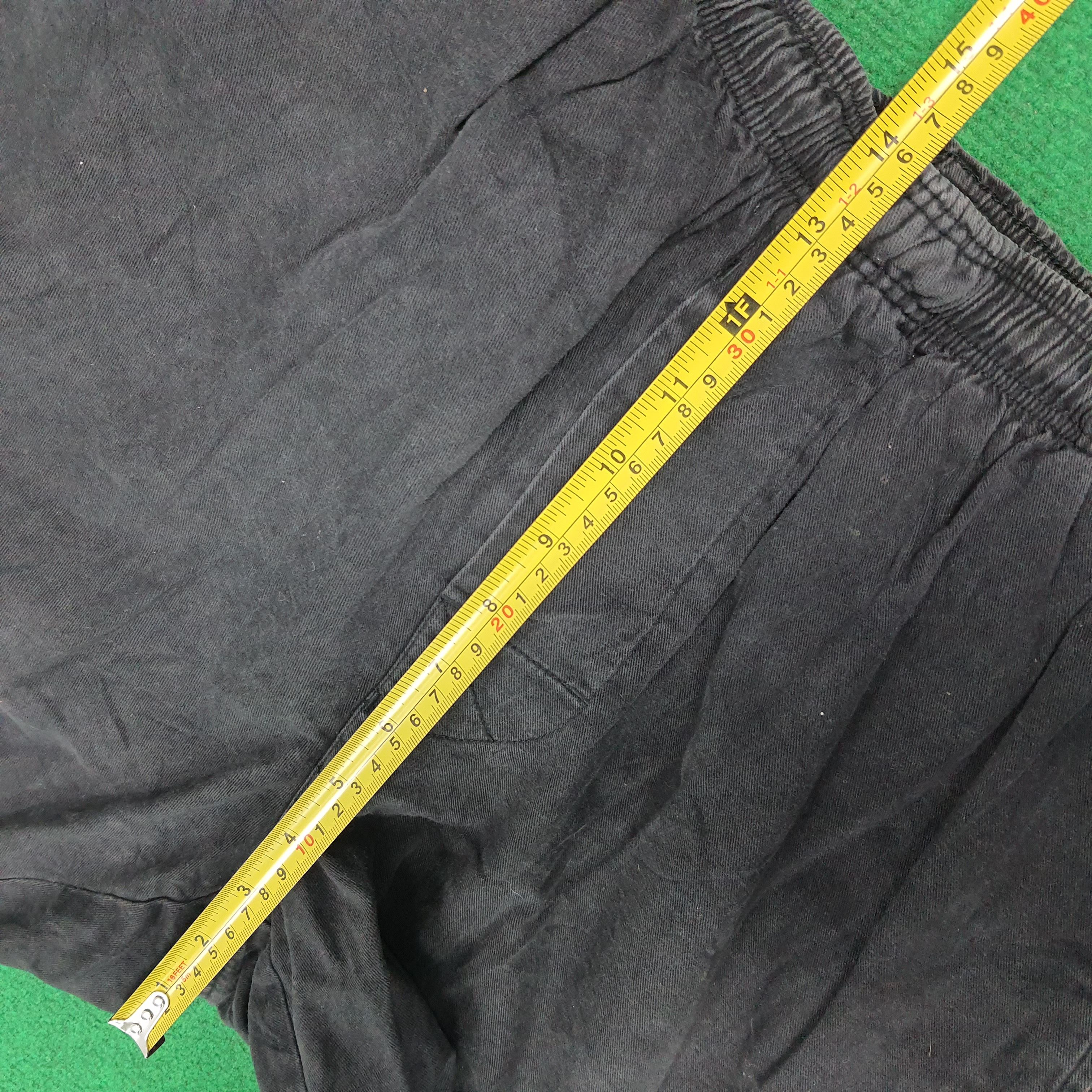 Stussy Vintage Stussy Streetwear Custom Logo Short Pants C280N15 Size US 32 / EU 48 - 12 Thumbnail