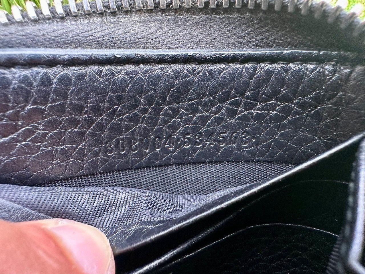Gucci Authentic Gucci Soho Studded Leather Zippy Wallet Size ONE SIZE - 8 Thumbnail