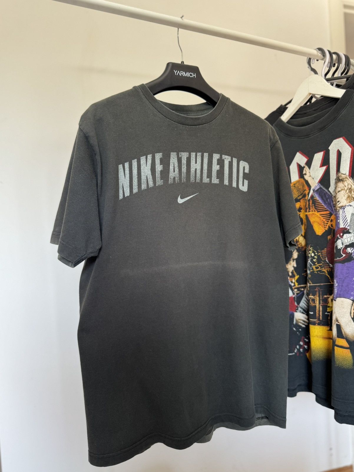 Nike Vintage 1995 Nike Athletic Streetwear Center Swoosh Tee Size US M / EU 48-50 / 2 - 2 Thumbnail